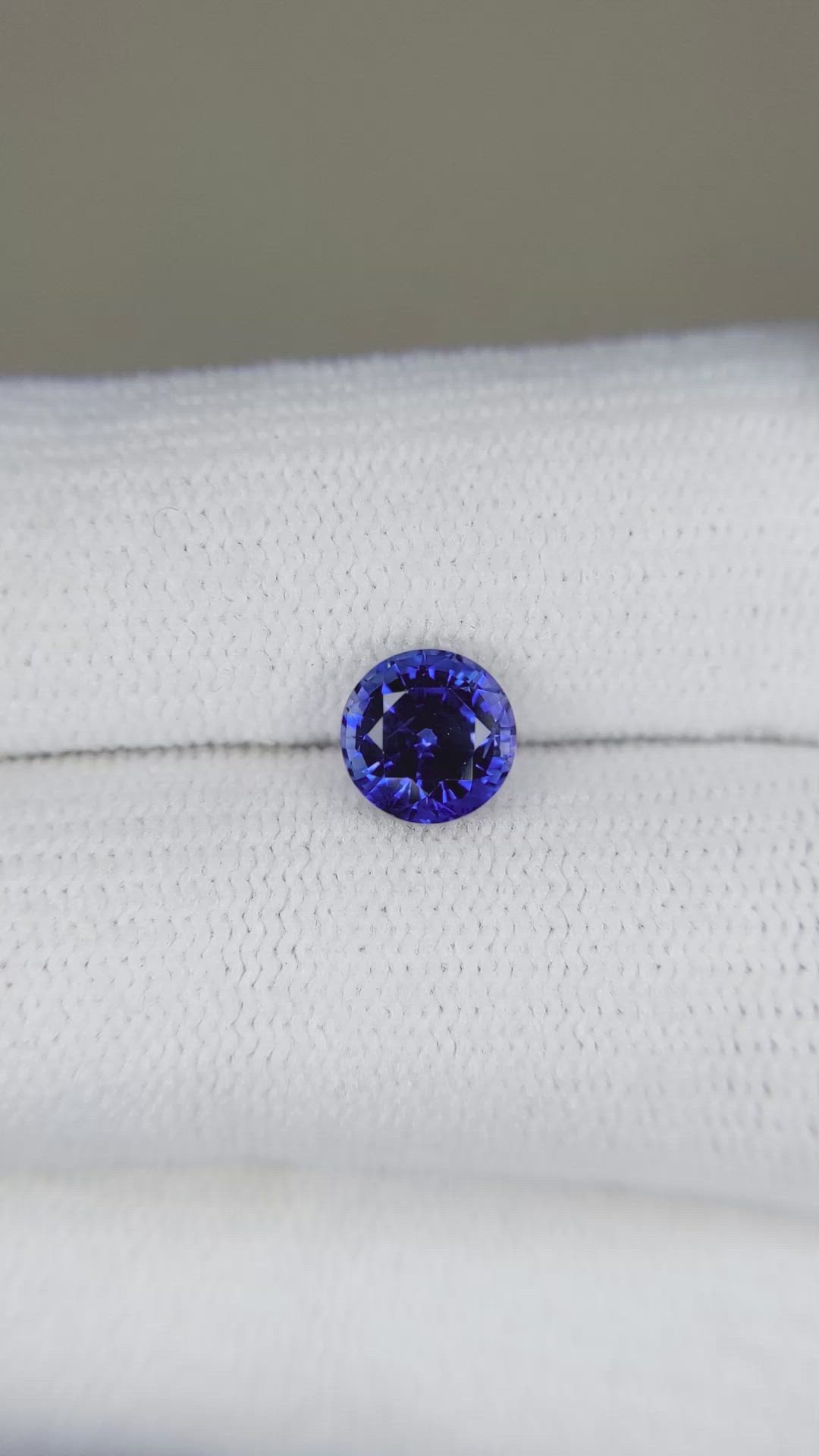 1.29 Ct. Blue Sapphire from Ceylon (Sri Lanka) Size Video