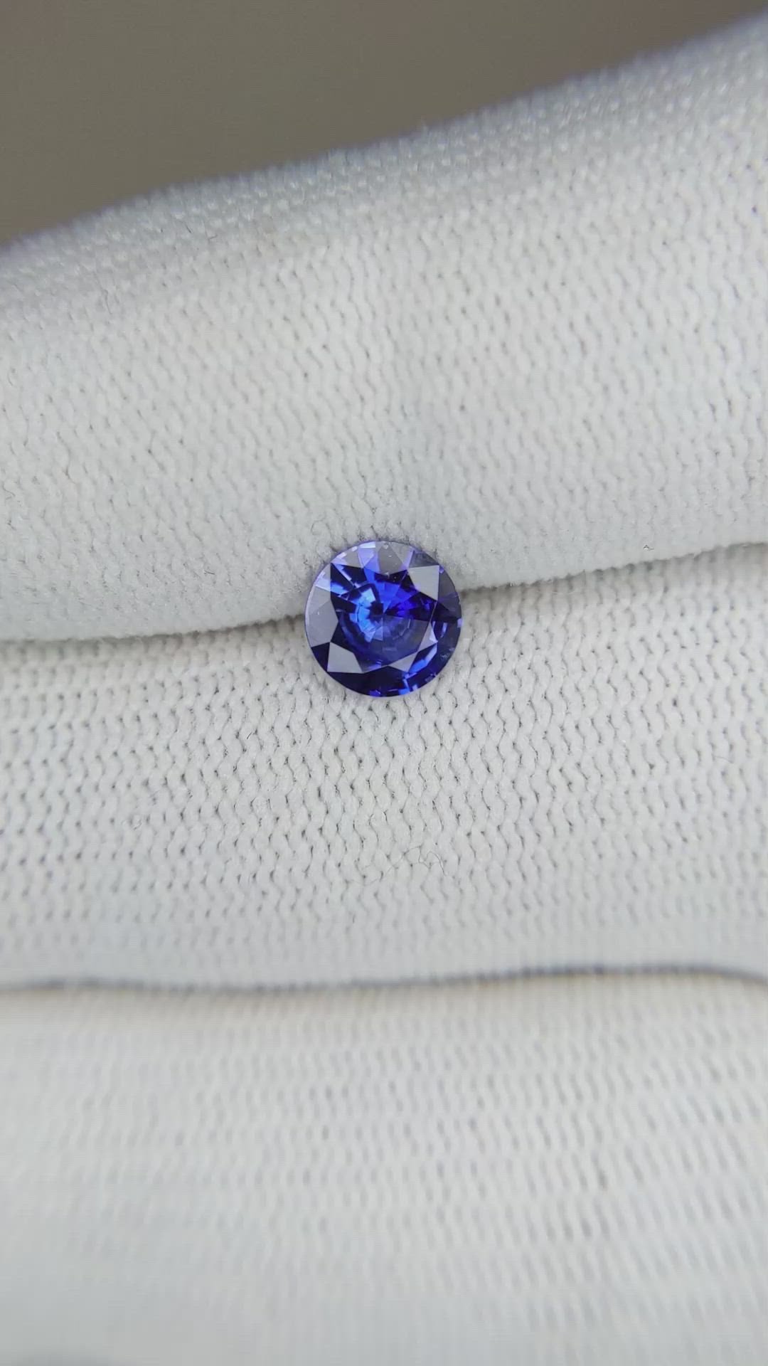 0.83 Ct. Blue Sapphire from Ceylon (Sri Lanka) Size Video