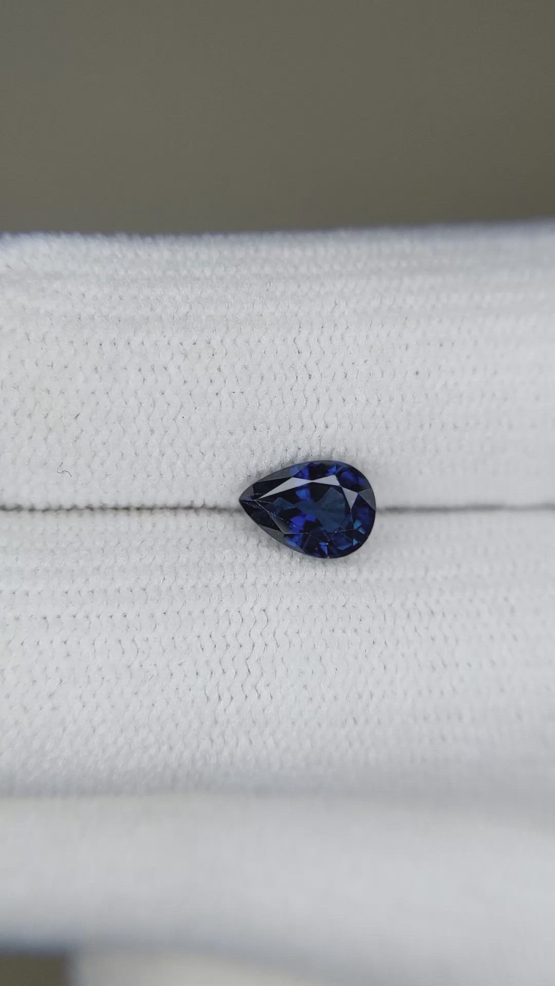 0.93 Ct. Blue Sapphire from Ceylon (Sri Lanka) Size Video