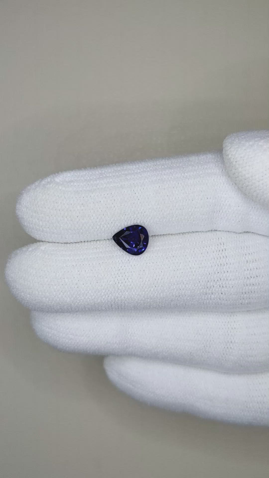 1.05 Ct. Blue Sapphire from Ceylon (Sri Lanka) Size Video