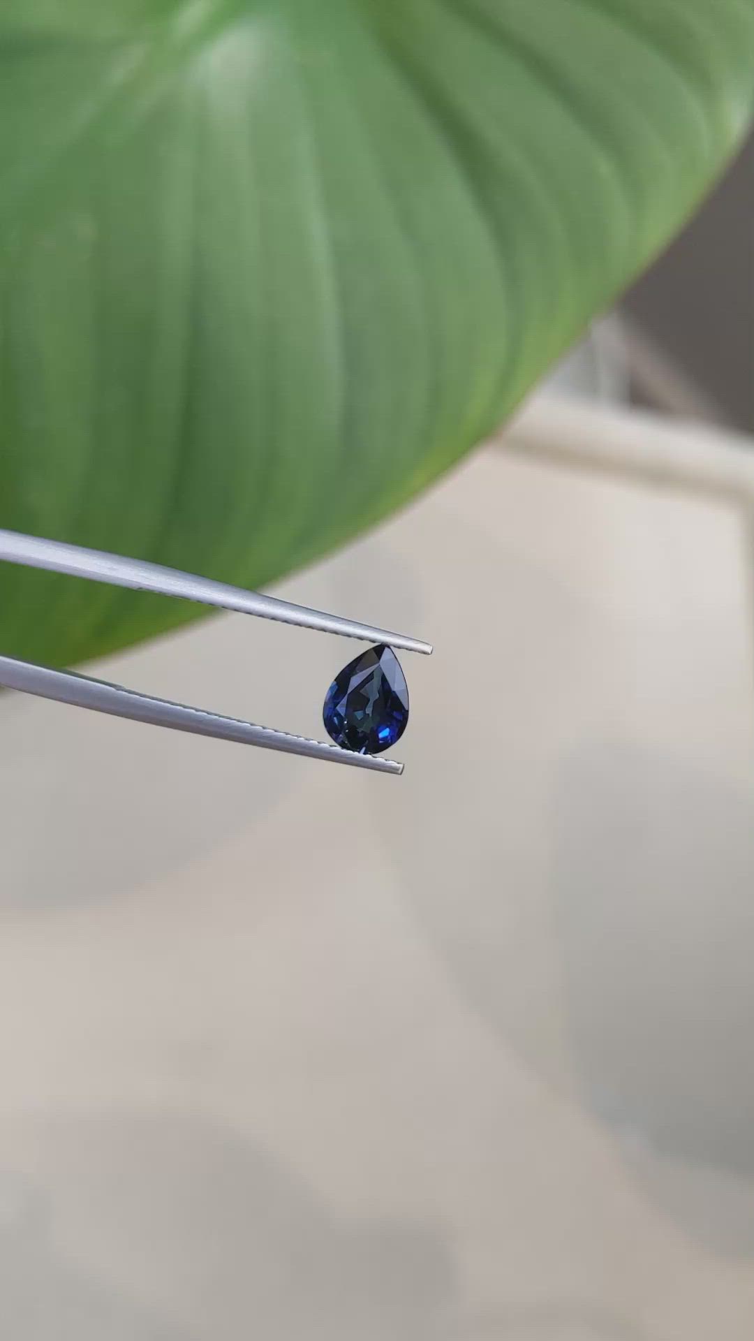 1.13 Ct. Blue Sapphire from Ceylon (Sri Lanka) Size Video