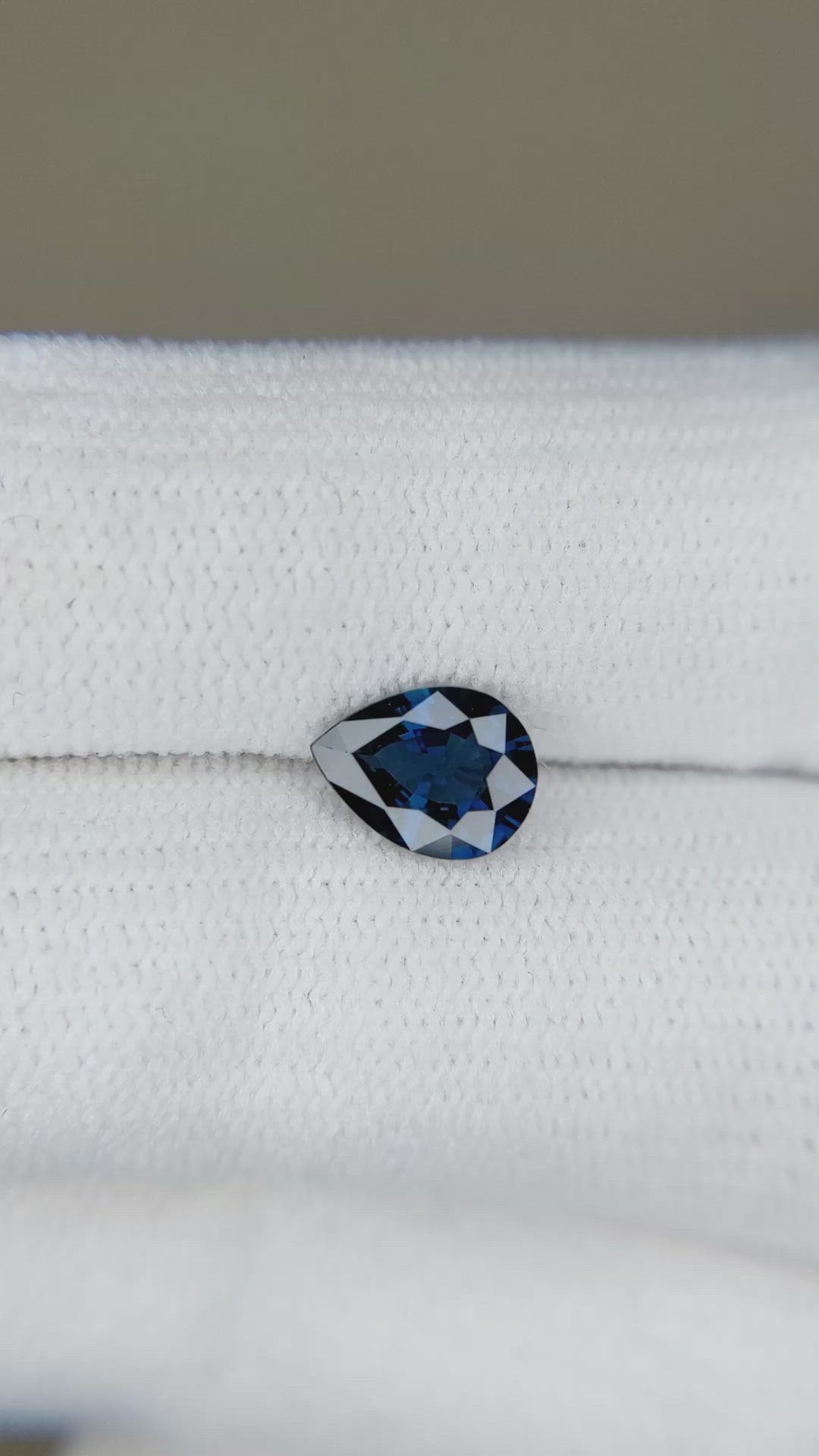 1.13 Ct. Blue Sapphire from Ceylon (Sri Lanka) Size Video