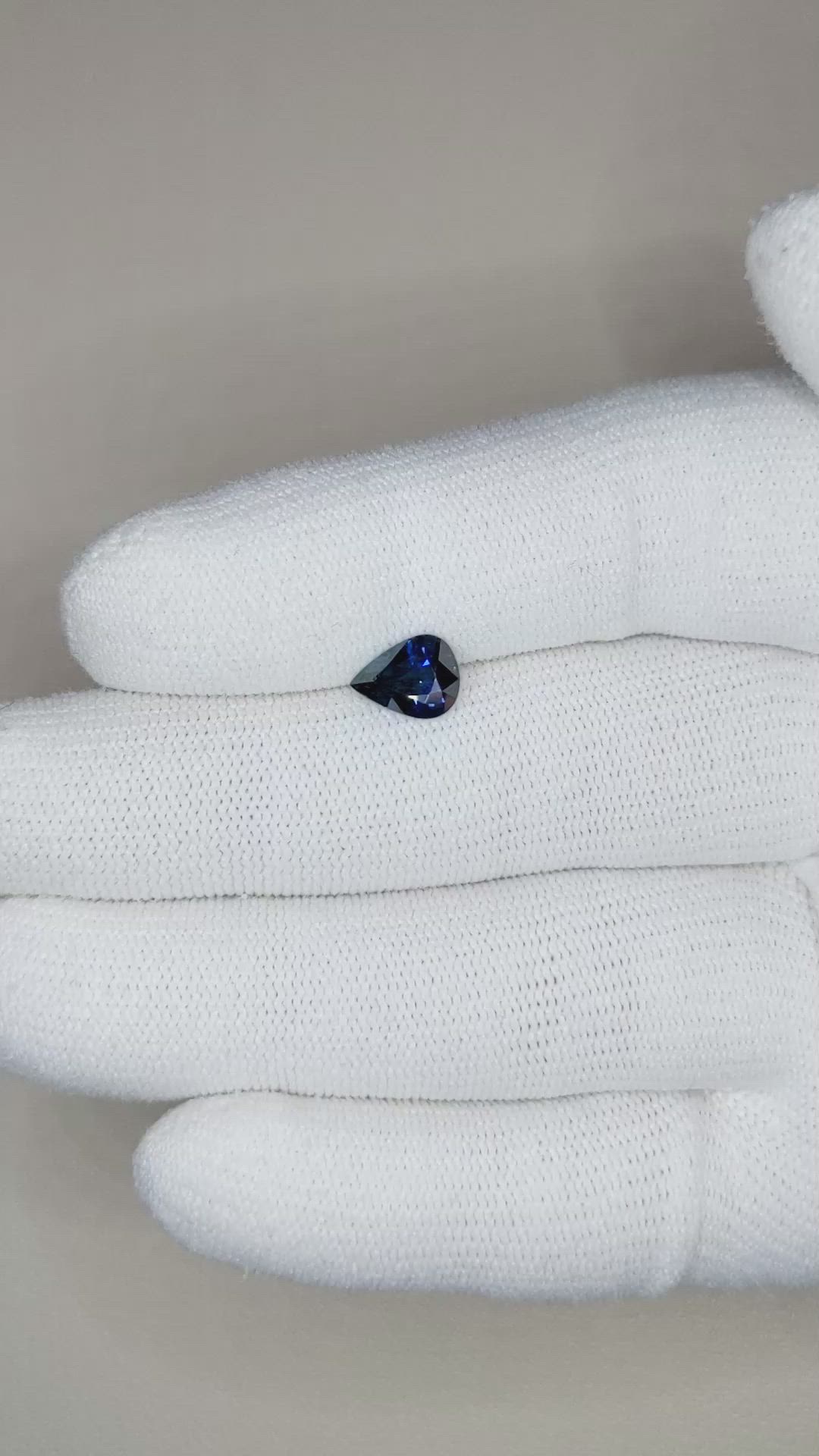 1.29 Ct. Blue Sapphire from Ceylon (Sri Lanka) Size Video