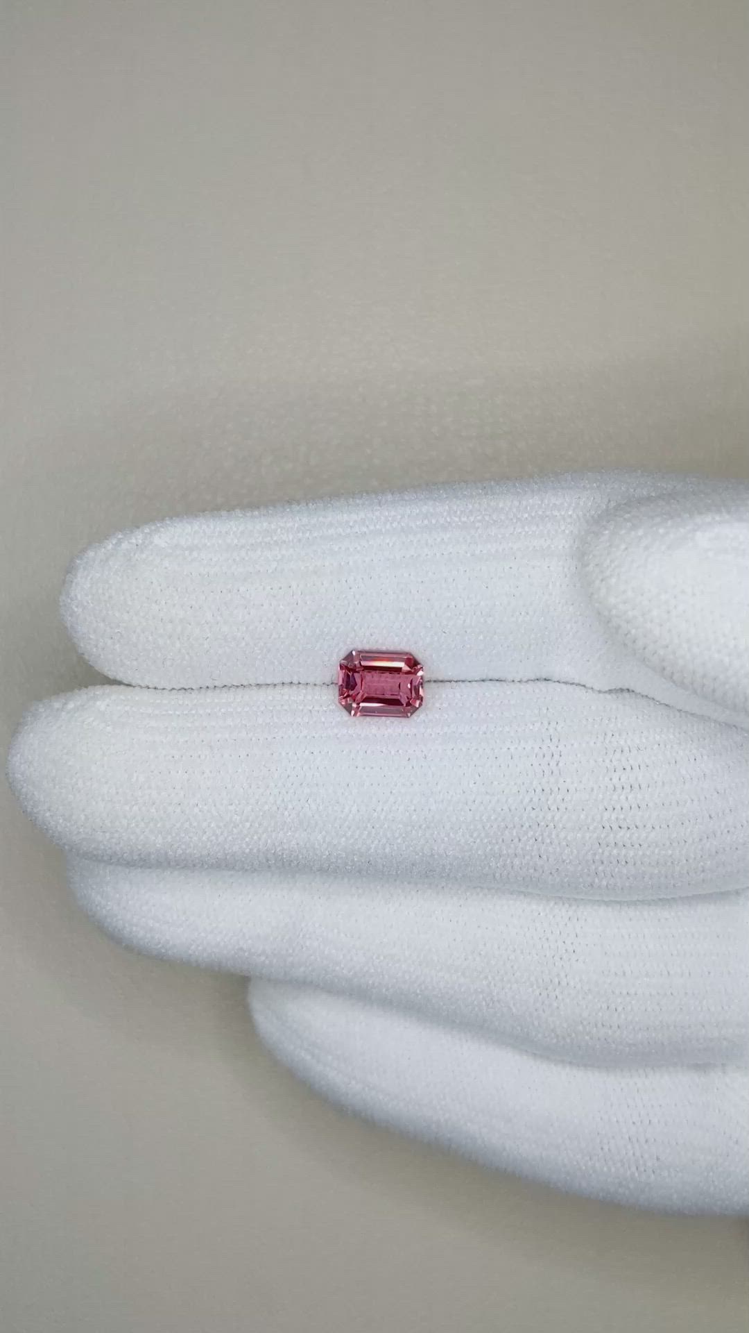 1.21 Ct. Reddish Pink Sapphire from Ceylon (Sri Lanka) Size Video