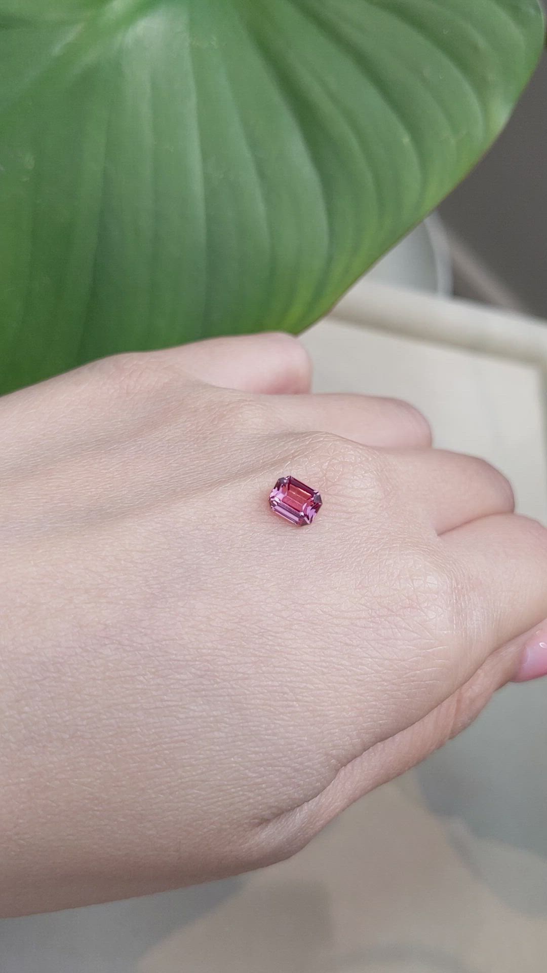 1.21 Ct. Reddish Pink Sapphire from Ceylon (Sri Lanka) Size Video