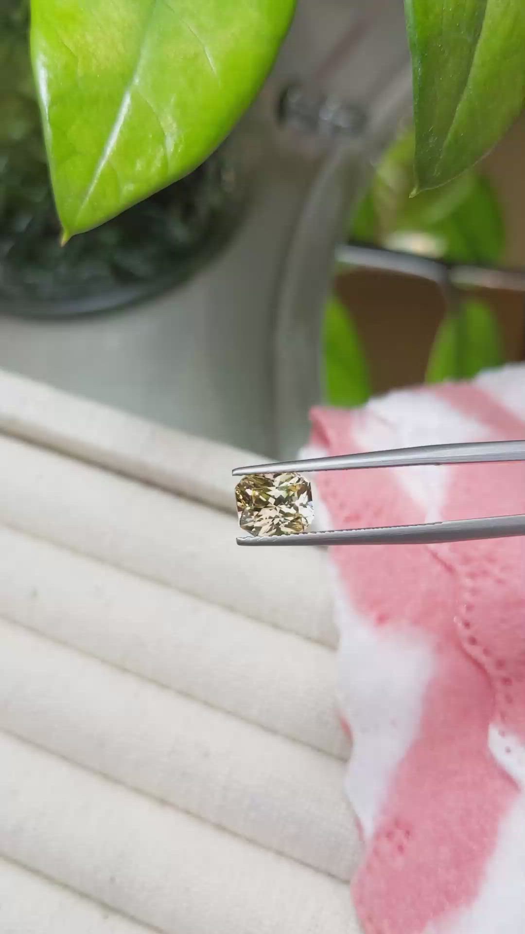 2.08 Ct. Yellow Sapphire from Ceylon (Sri Lanka) Size Video
