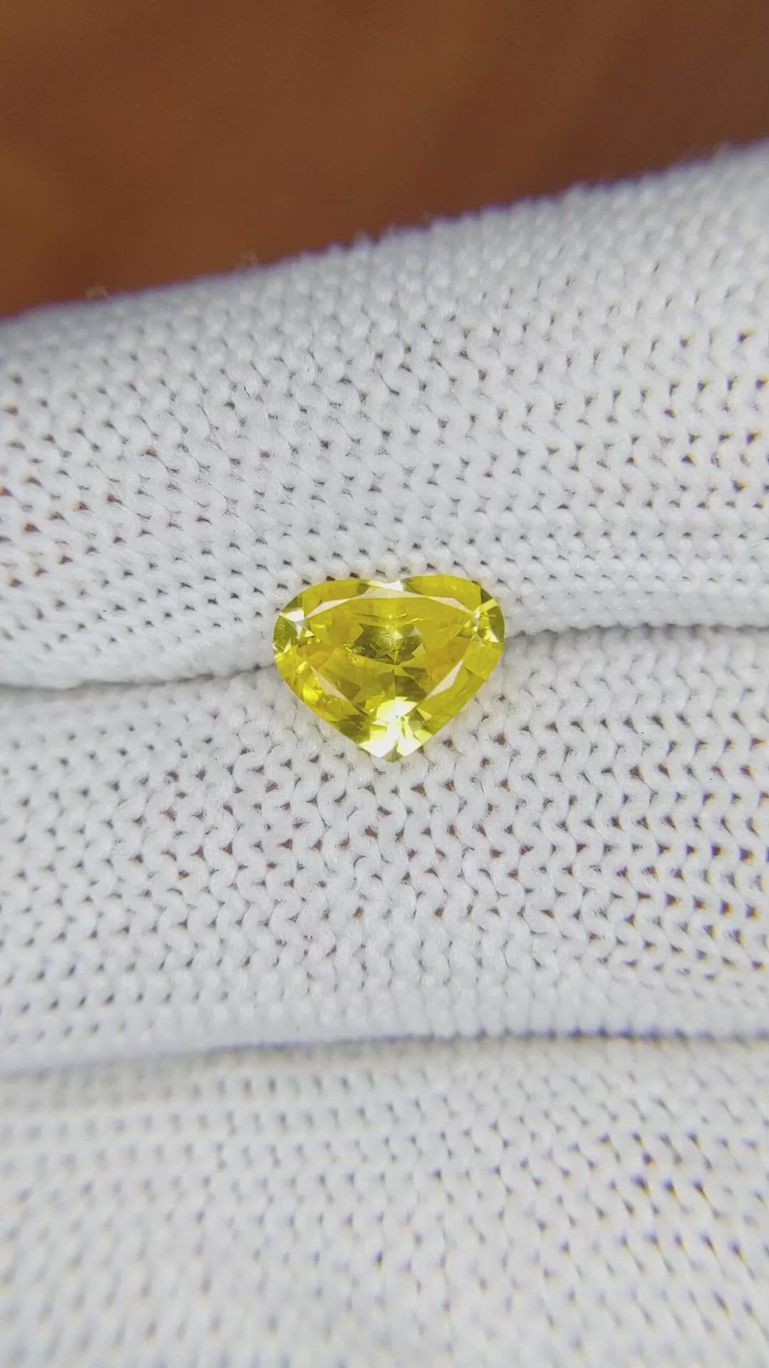 1.54 Ct. Yellow Sapphire from Ceylon (Sri Lanka) Size Video