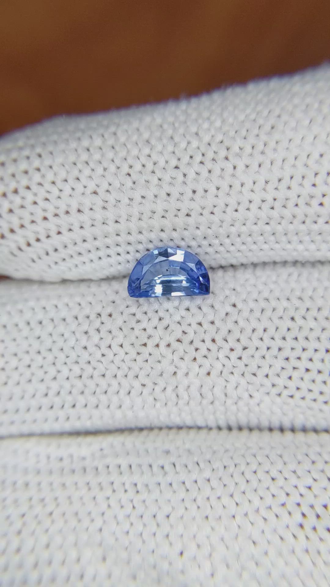 1.02 Ct. Blue Sapphire from Ceylon (Sri Lanka) Size Video