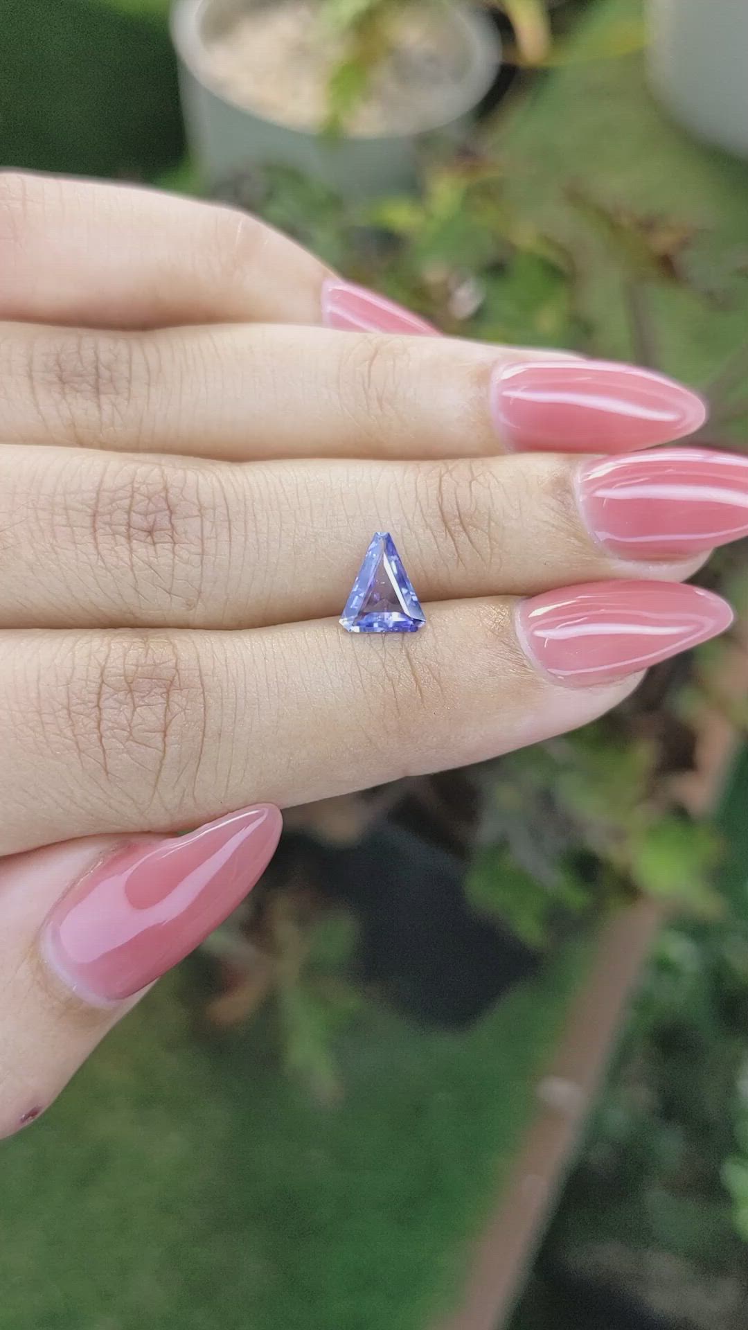 1.02 Ct. Blue Sapphire from Ceylon (Sri Lanka) Size Video