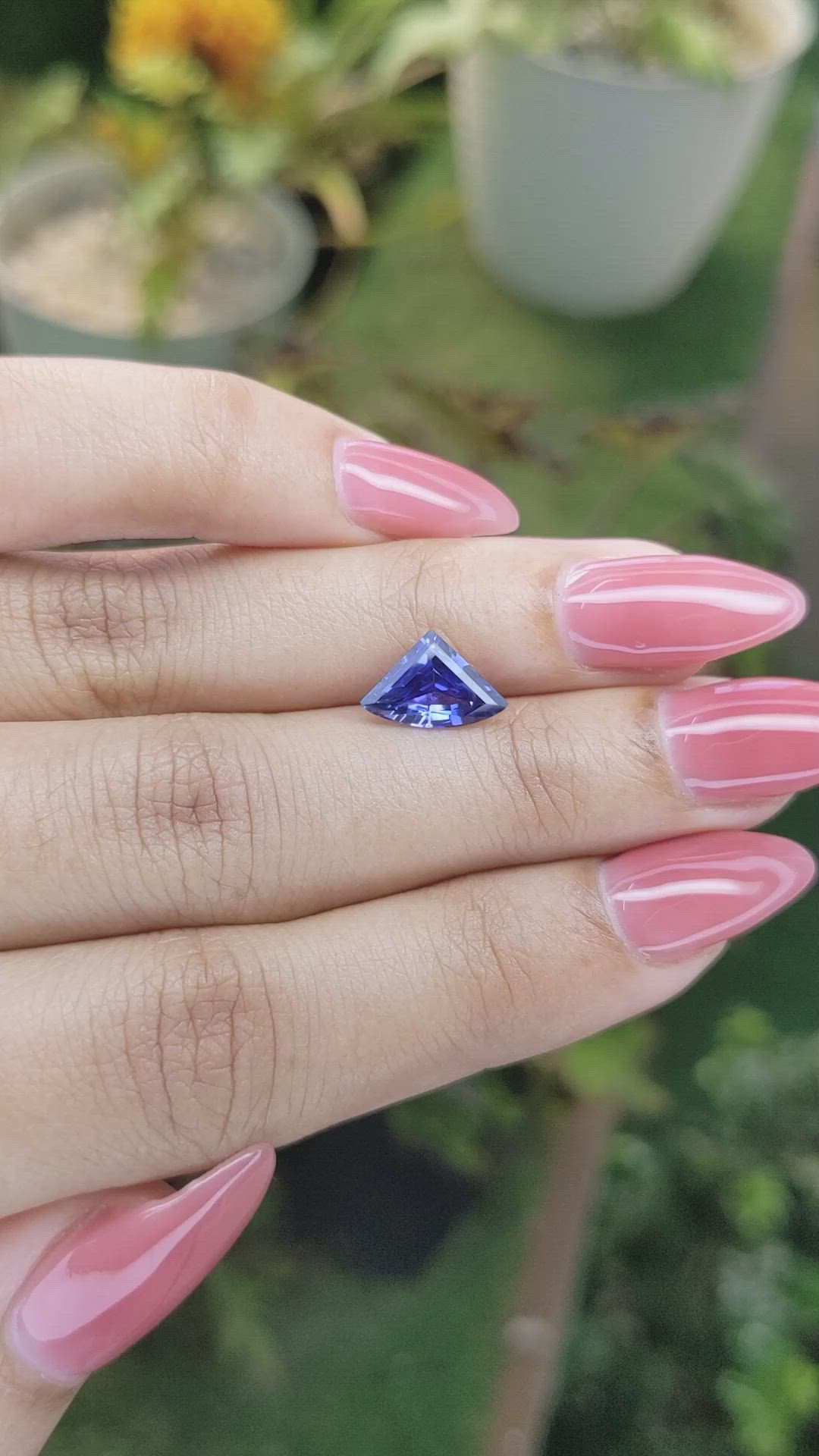 1.71 Ct. Blue Sapphire from Ceylon (Sri Lanka) Size Video