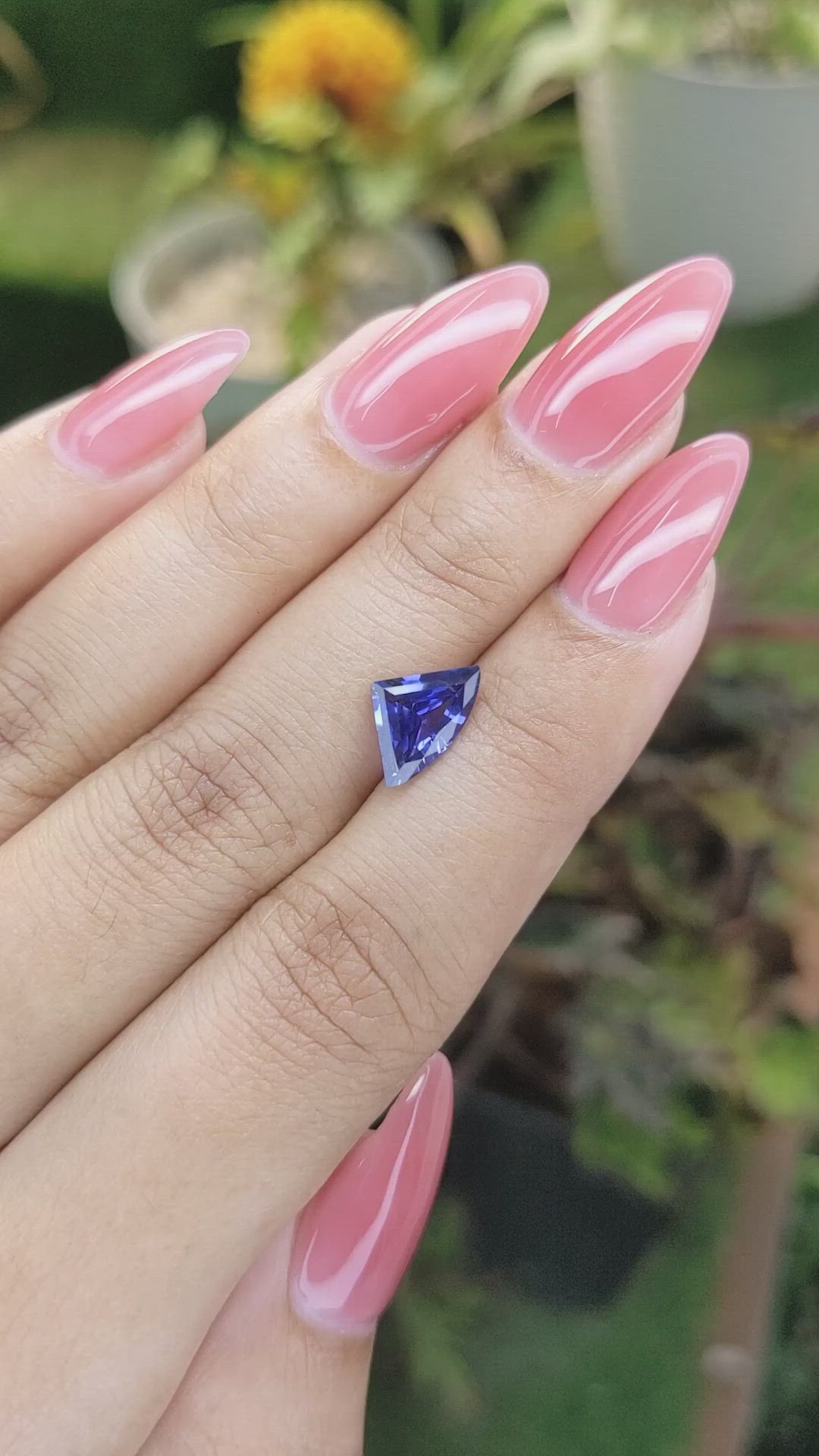 1.71 Ct. Blue Sapphire from Ceylon (Sri Lanka) Size Video