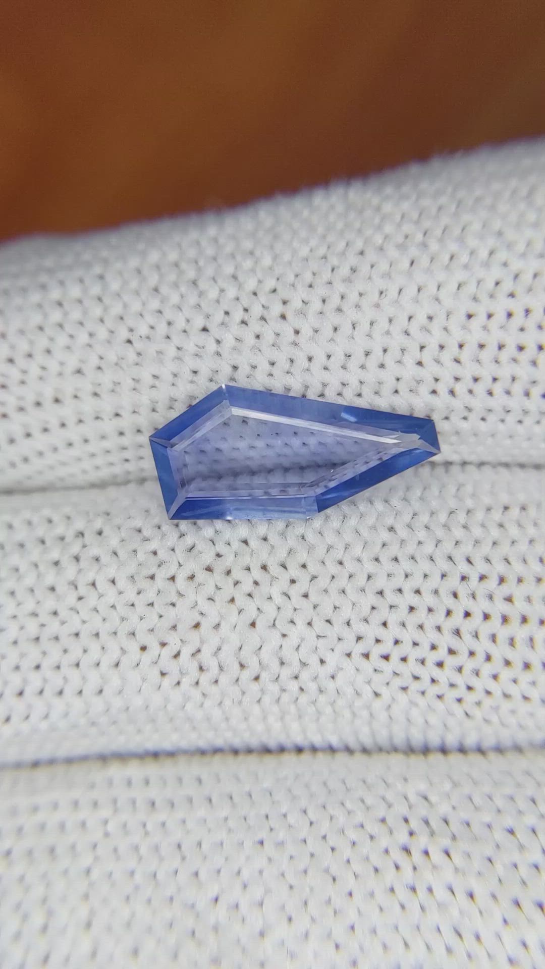 2.61 Ct. Blue Sapphire from Ceylon (Sri Lanka) Size Video