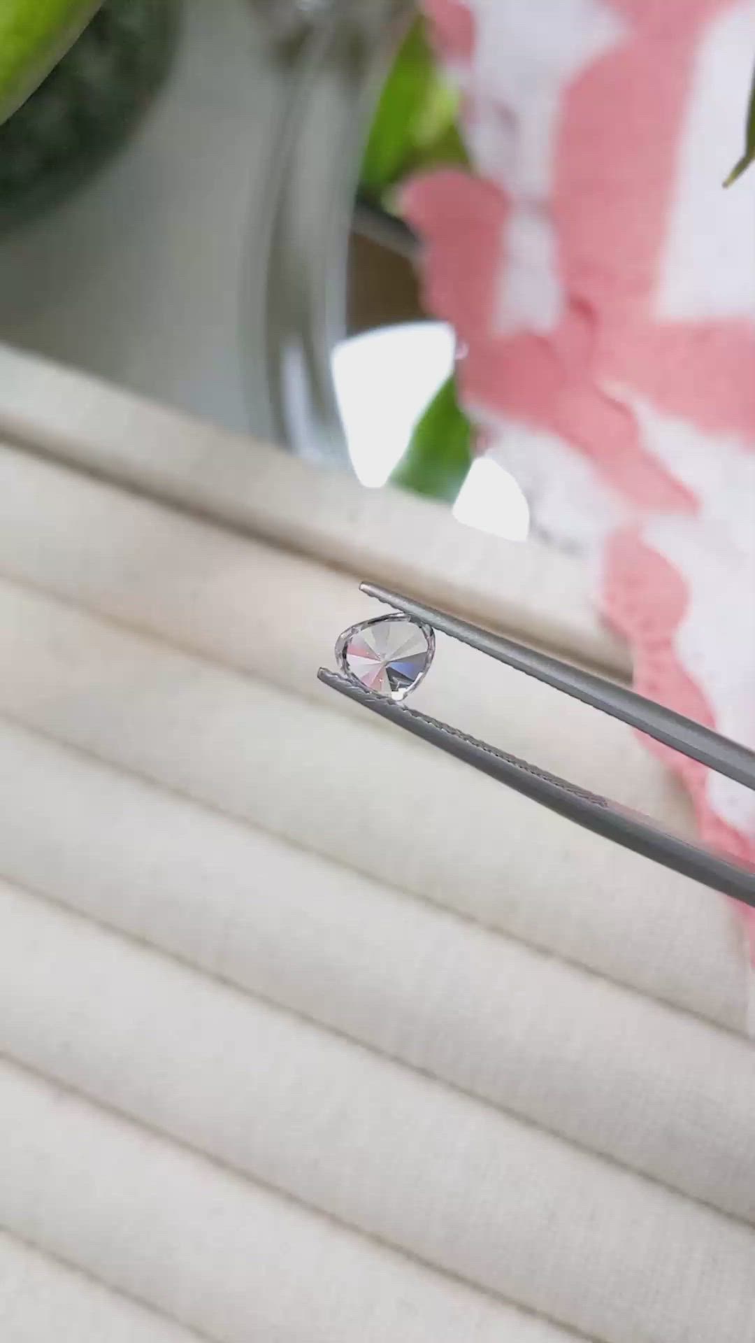 1.18 Ct. White Sapphire from Ceylon (Sri Lanka) Size Video