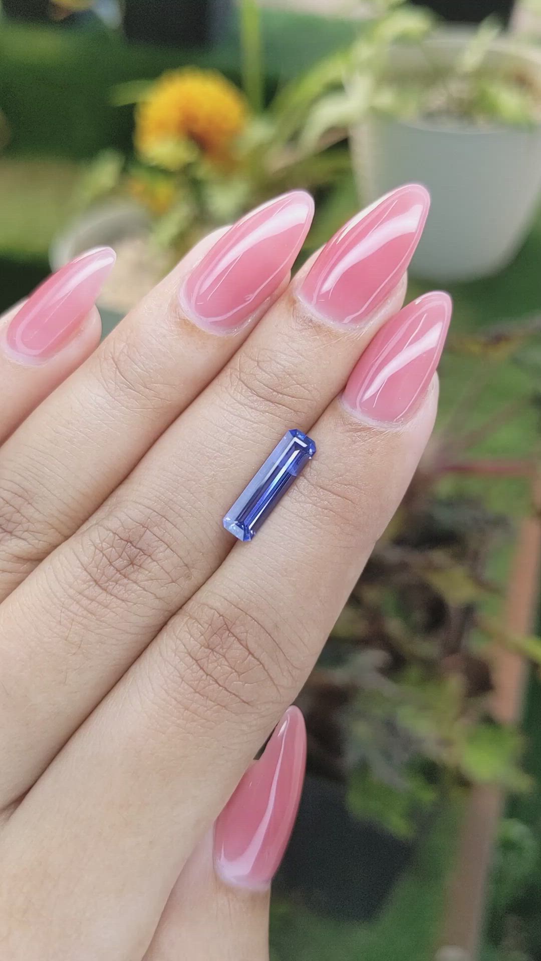 1.89 Ct. Blue Sapphire from Ceylon (Sri Lanka) Size Video