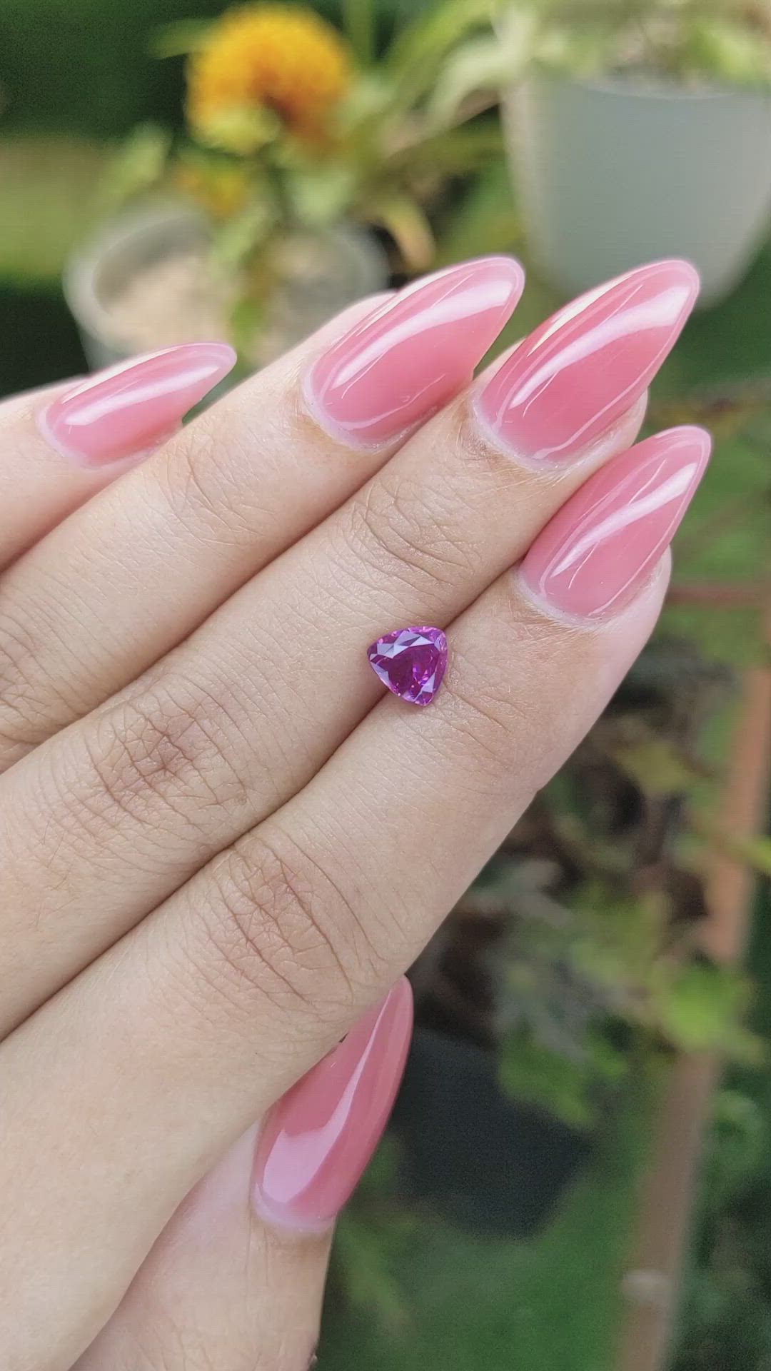 1.14 Ct. Pinkish Purple Sapphire from Ceylon (Sri Lanka) Size Video