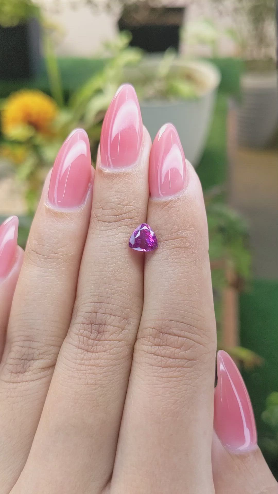 1.14 Ct. Pinkish Purple Sapphire from Ceylon (Sri Lanka) Size Video