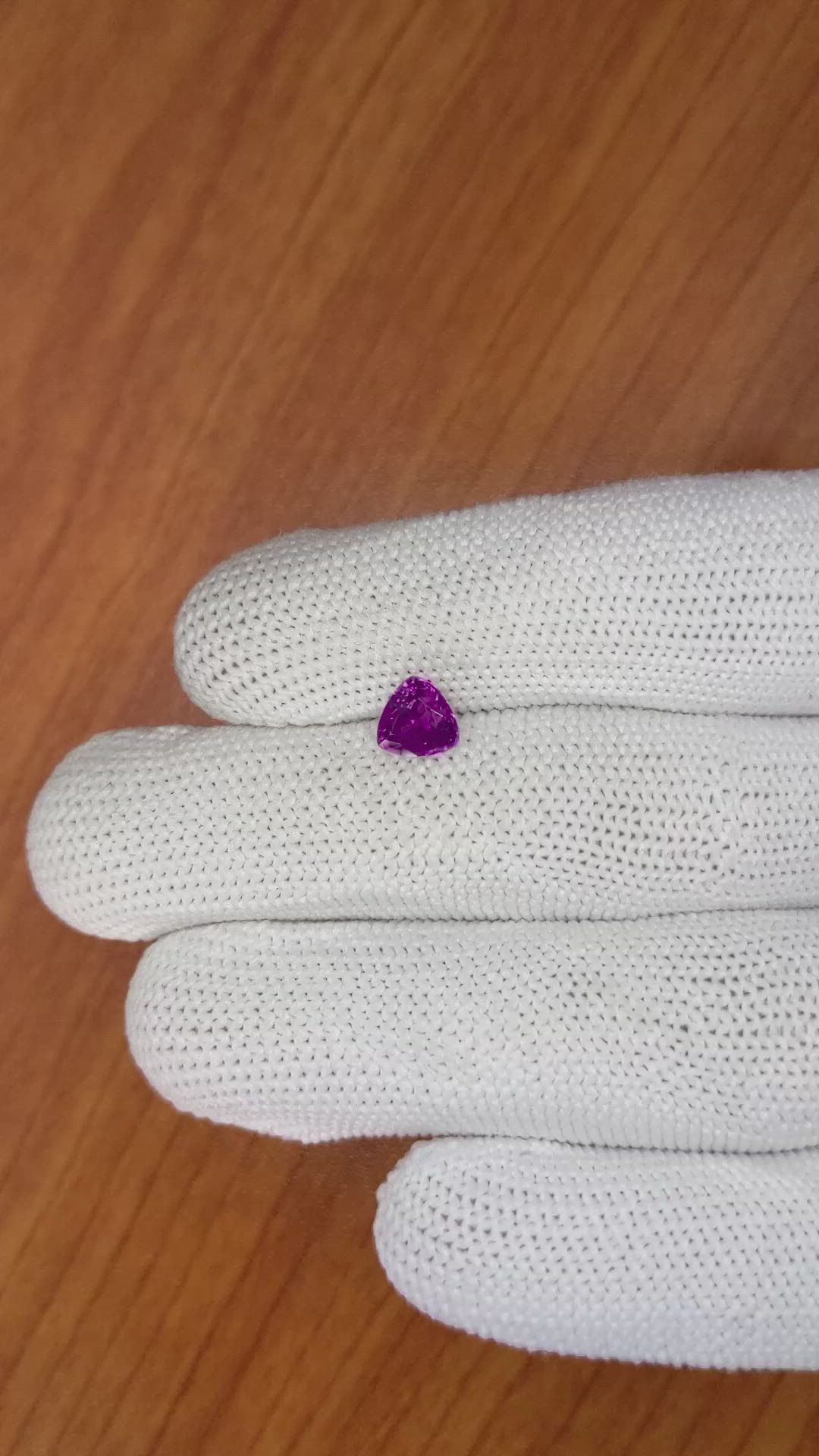 1.14 Ct. Pinkish Purple Sapphire from Ceylon (Sri Lanka) Size Video