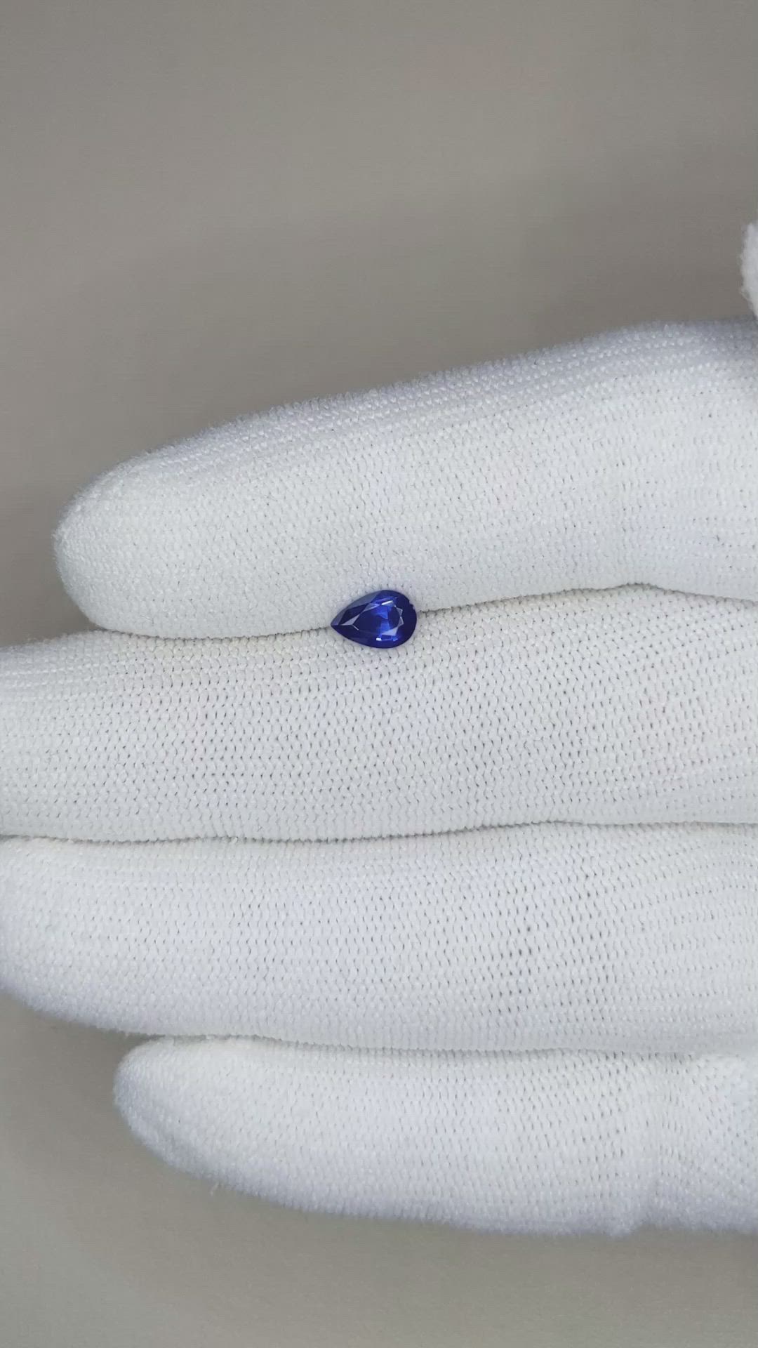 0.74 Ct. Blue Sapphire from Ceylon (Sri Lanka) Size Video