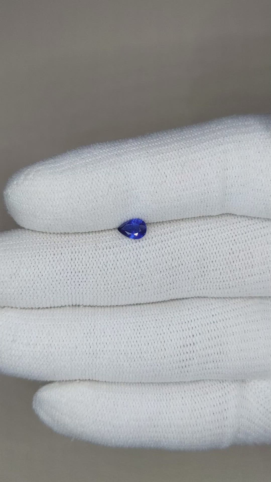 0.41 Ct. Blue Sapphire from Ceylon (Sri Lanka) Size Video