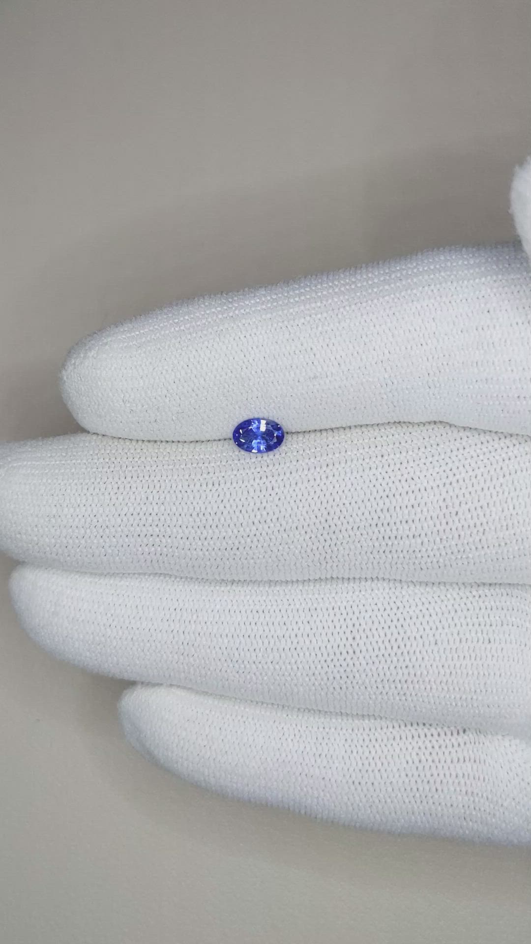 0.50 Ct. Blue Sapphire from Ceylon (Sri Lanka) Size Video