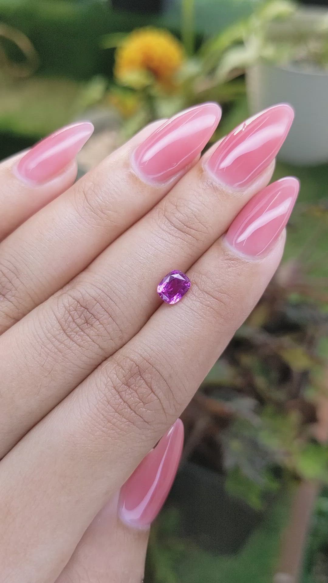 1.04 Ct. Pinkish Purple Sapphire from Ceylon (Sri Lanka) Size Video