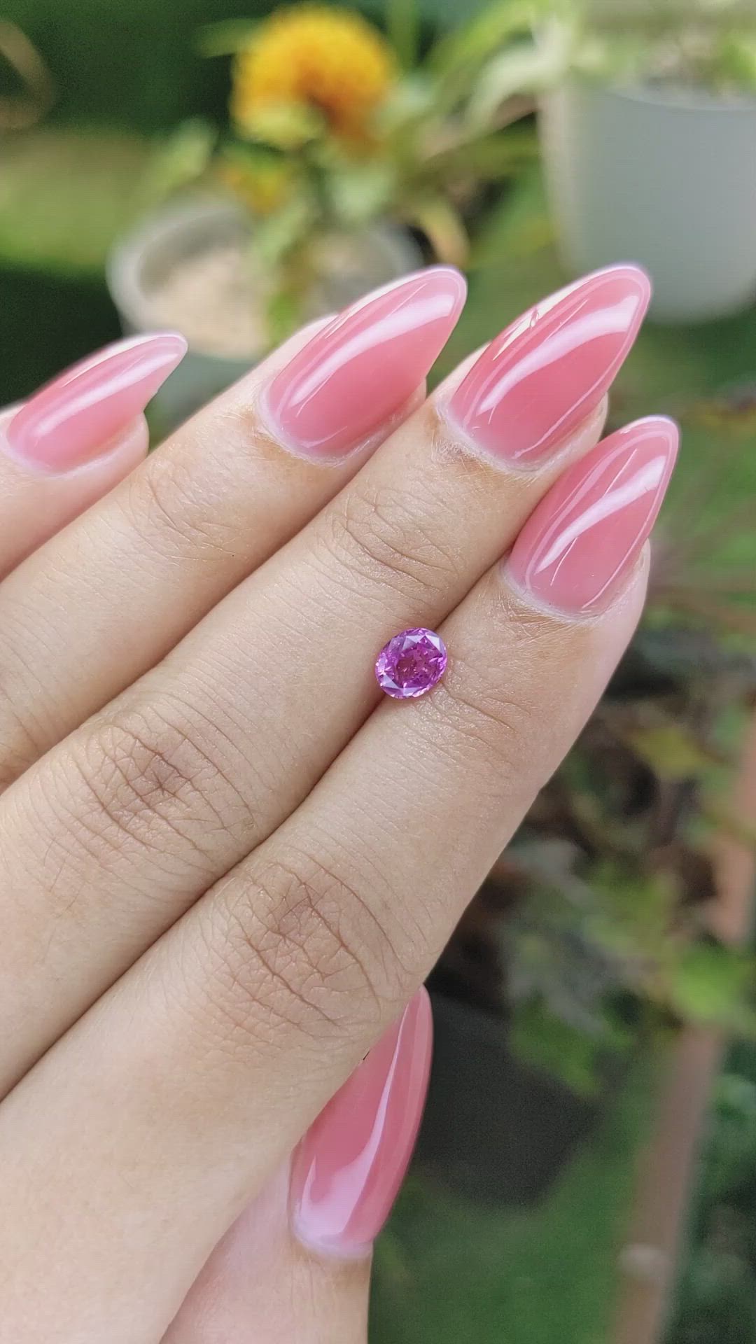 0.71 Ct. Purplish Pink Sapphire from Ceylon (Sri Lanka) Size Video