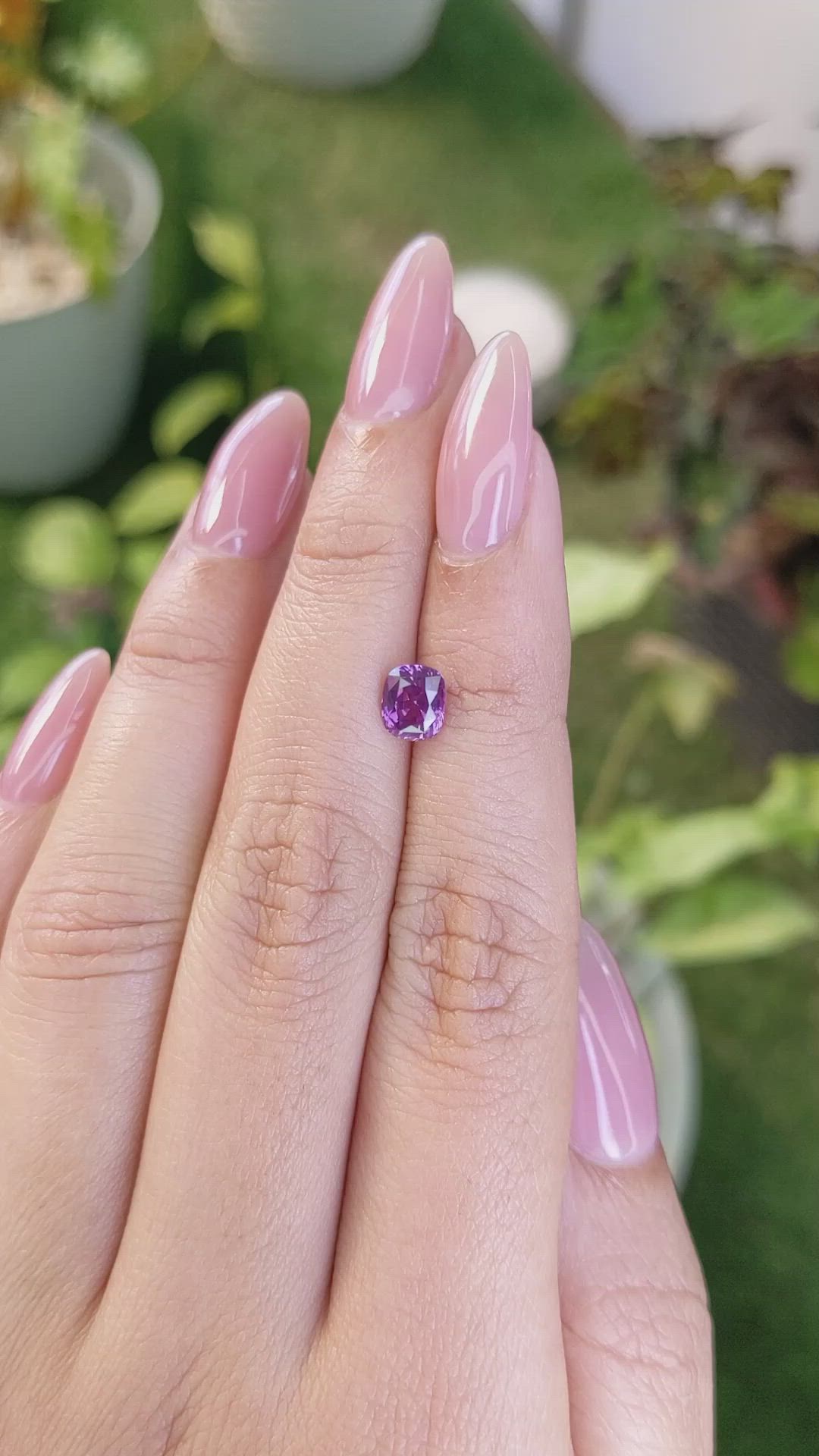 1.31 Ct. Pinkish Purple Sapphire from Ceylon (Sri Lanka) Size Video