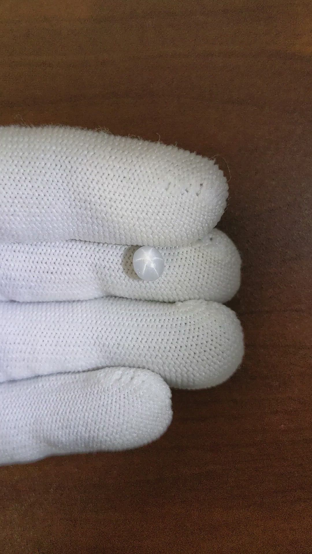 1.09 Ct. White Star Sapphire from Ceylon (Sri Lanka) Size Video