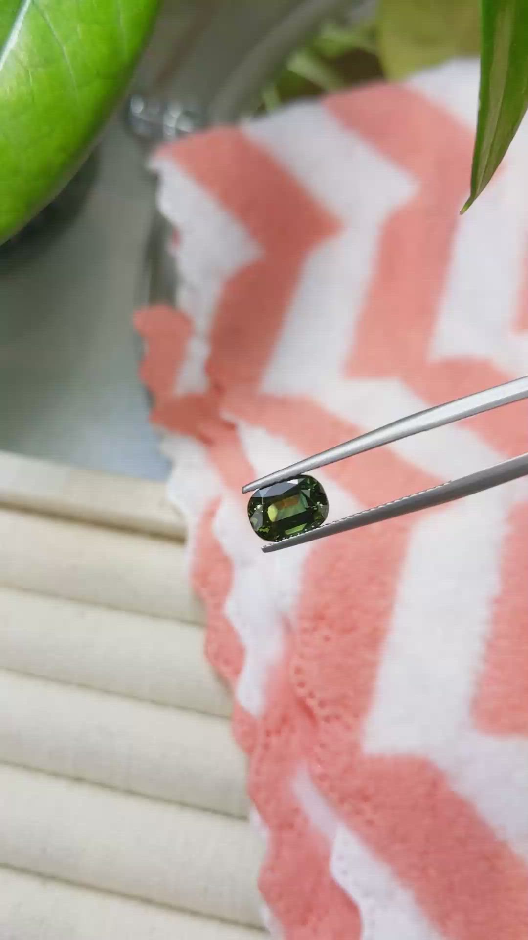 2.28 Ct. Yellowish Green Sapphire from Ceylon (Sri Lanka) Size Video