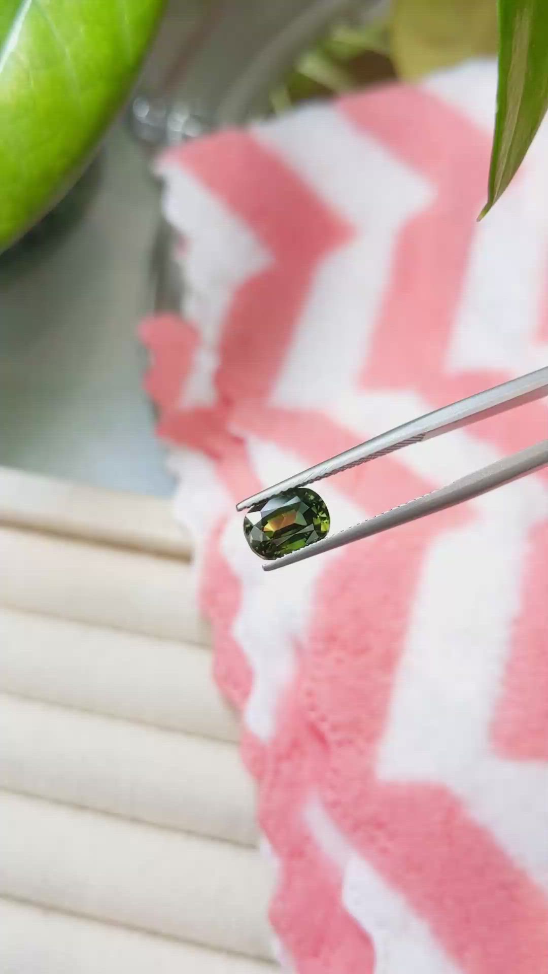 2.28 Ct. Yellowish Green Sapphire from Ceylon (Sri Lanka) Size Video