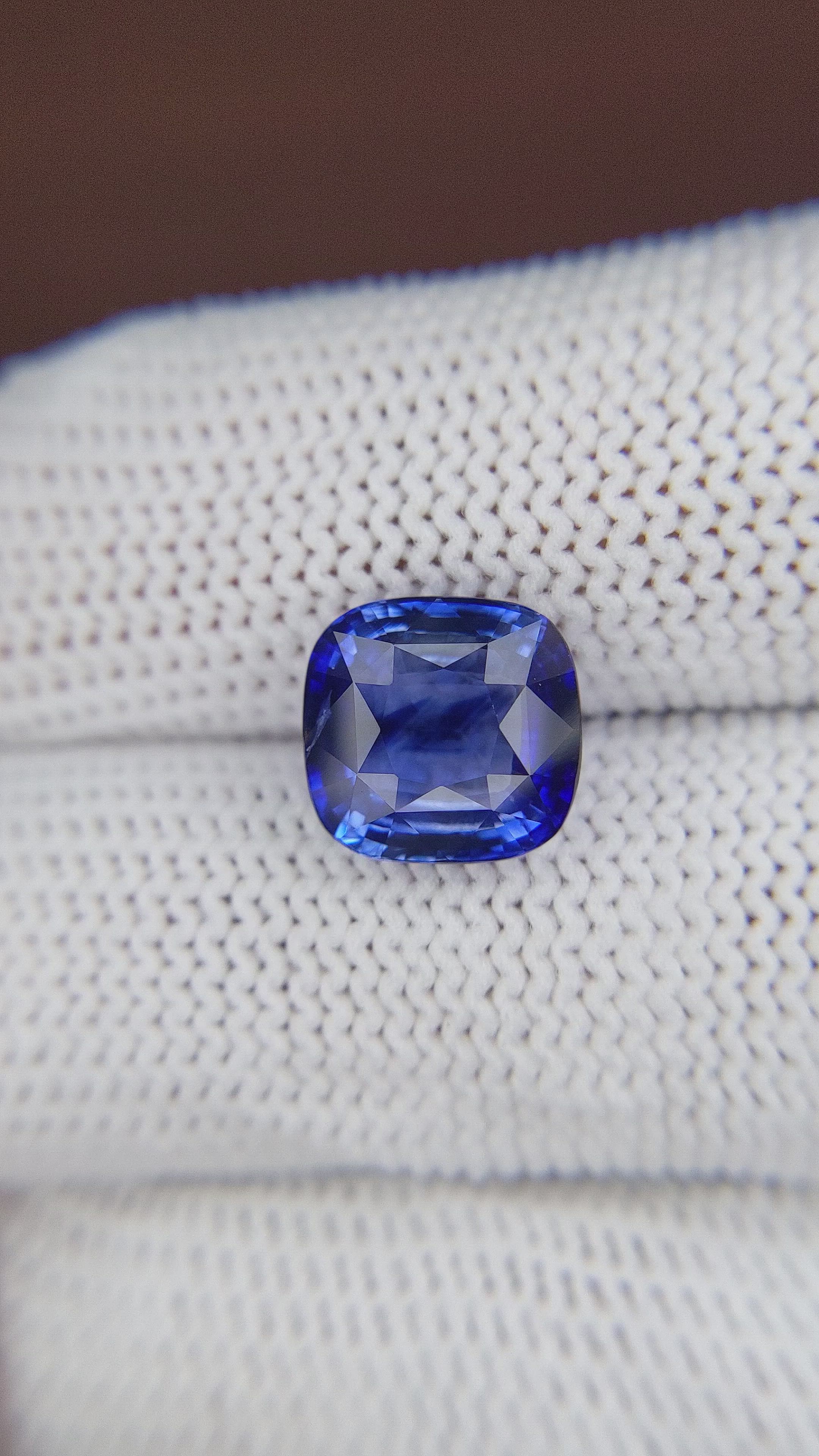 5.01 Ct. Blue Sapphire from Madagascar Size Video