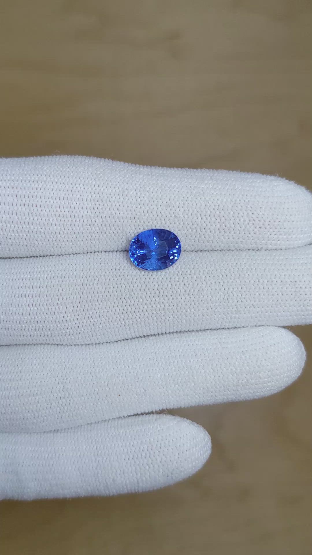 3.56 Ct. Blue Sapphire from Ceylon (Sri Lanka) Size Video