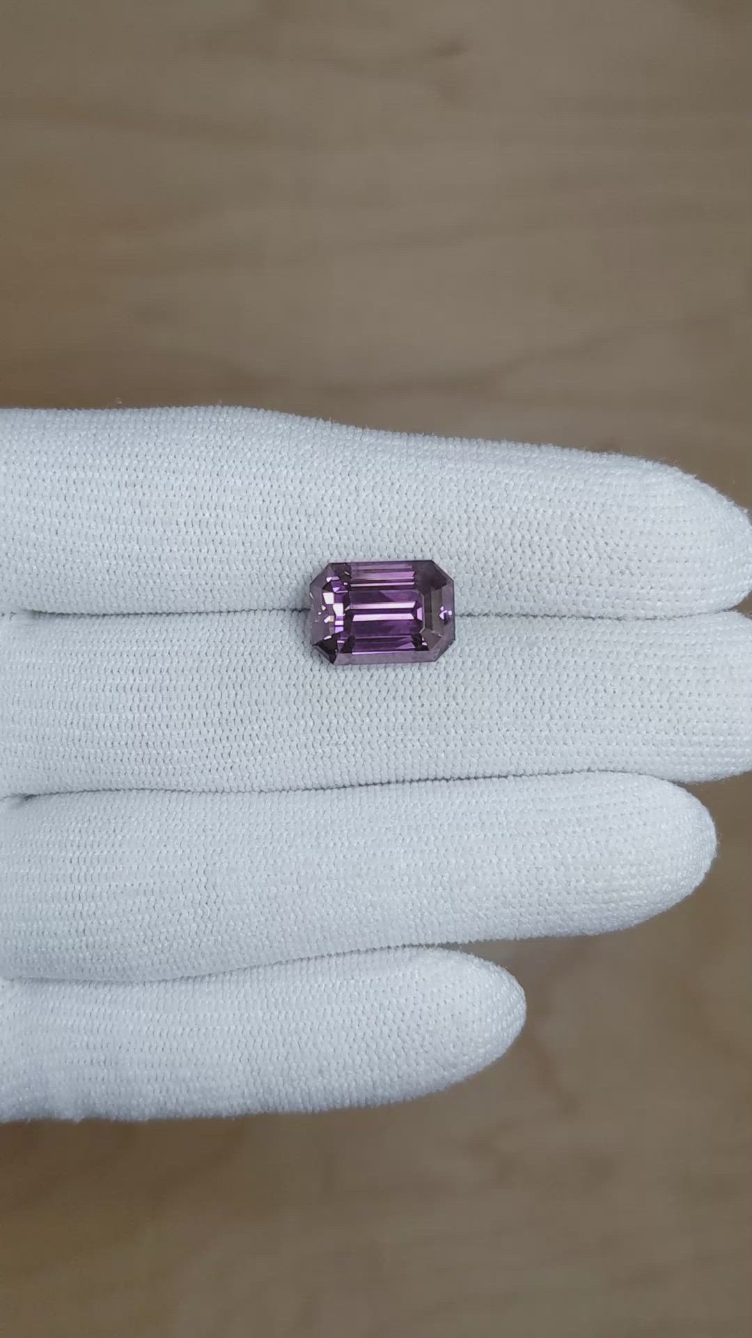 8.83 Ct. Purple Sapphire from Ceylon (Sri Lanka) Size Video