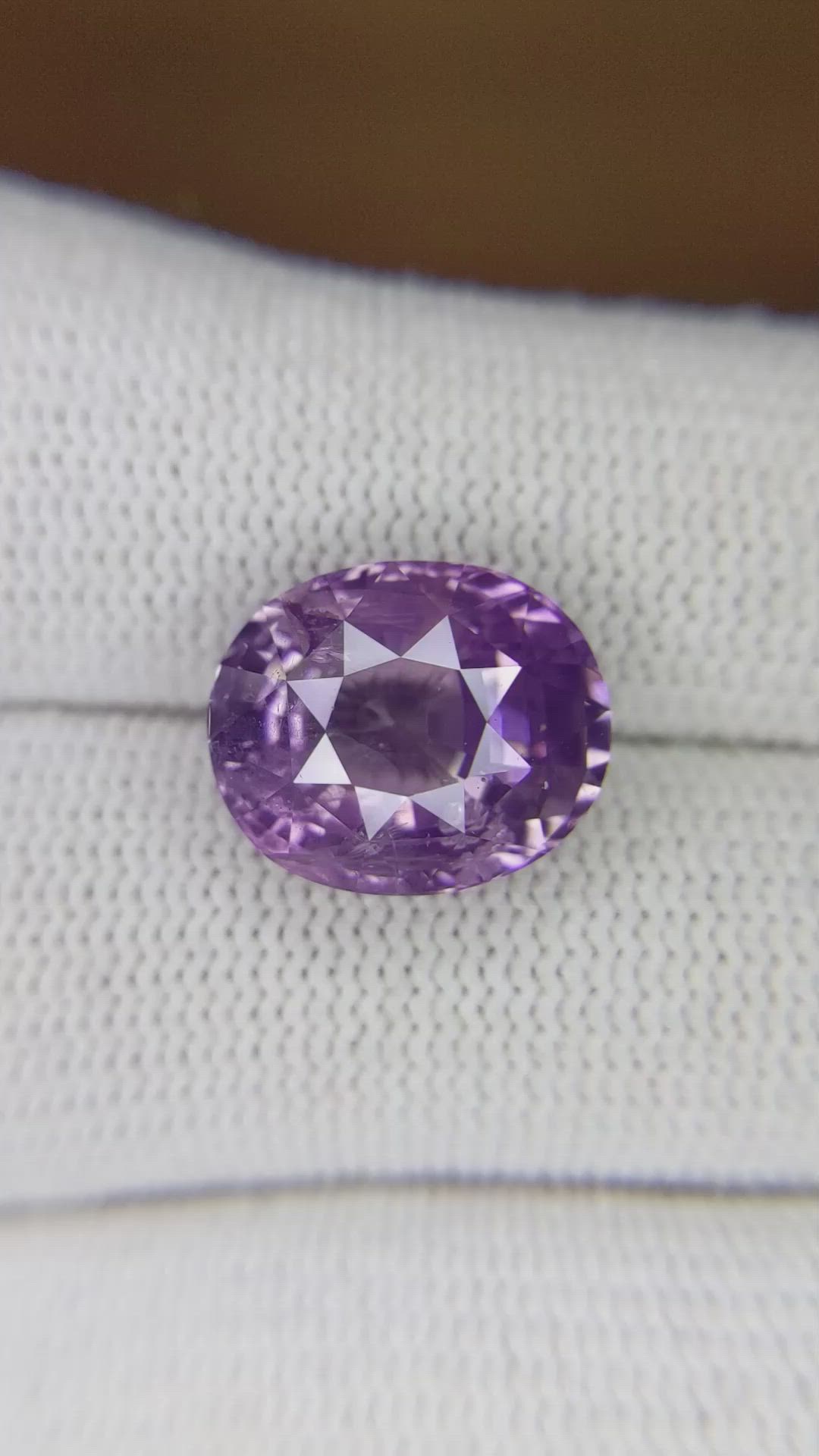 9.18 Ct. Pinkish Purple Sapphire from Ceylon (Sri Lanka) Size Video