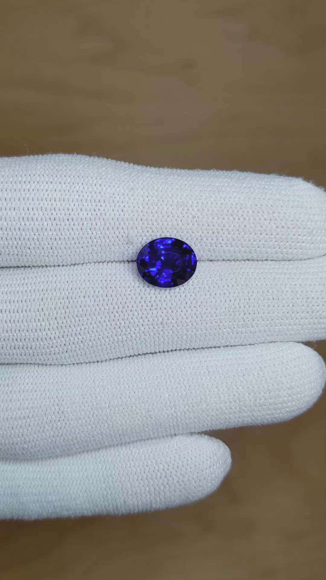 3.63 Ct. Blue Sapphire from Ceylon (Sri Lanka) Size Video