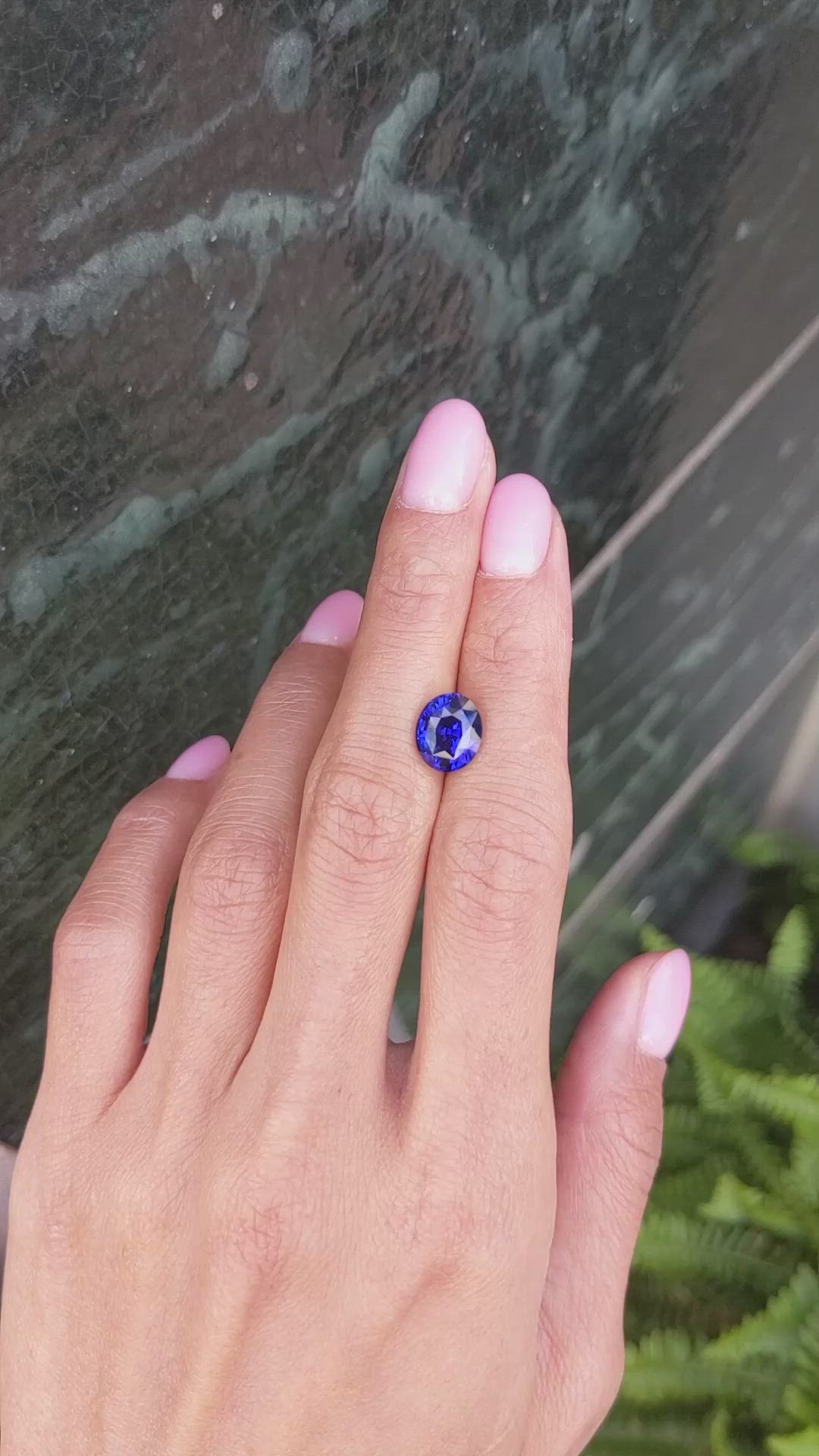 3.63 Ct. Blue Sapphire from Ceylon (Sri Lanka) Size Video