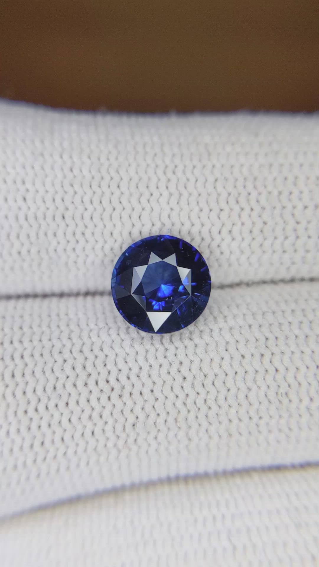 2.73 Ct. Blue Sapphire from Madagascar Size Video