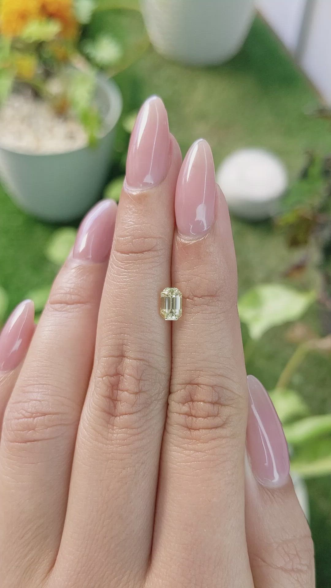 0.94 Ct. Yellow Sapphire from Ceylon (Sri Lanka) Size Video