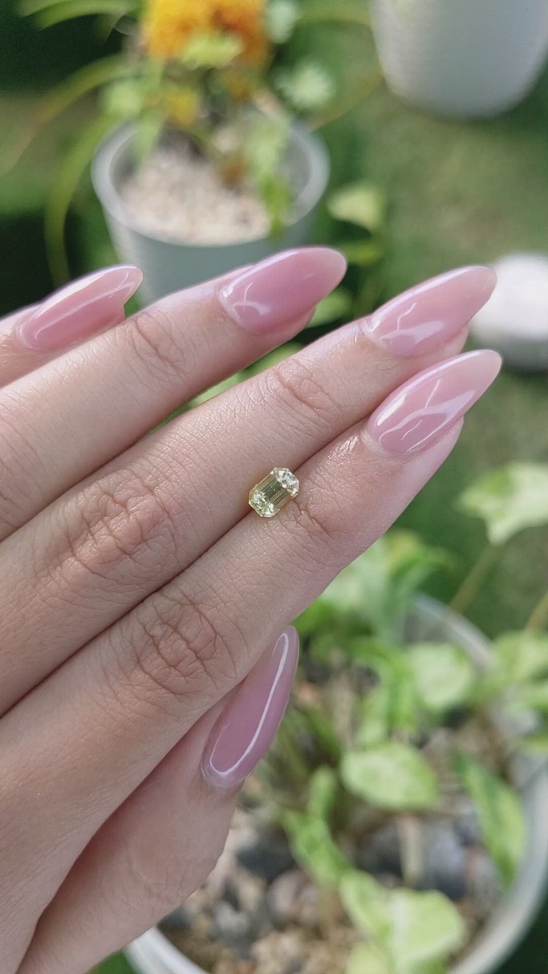 0.94 Ct. Yellow Sapphire from Ceylon (Sri Lanka) Size Video