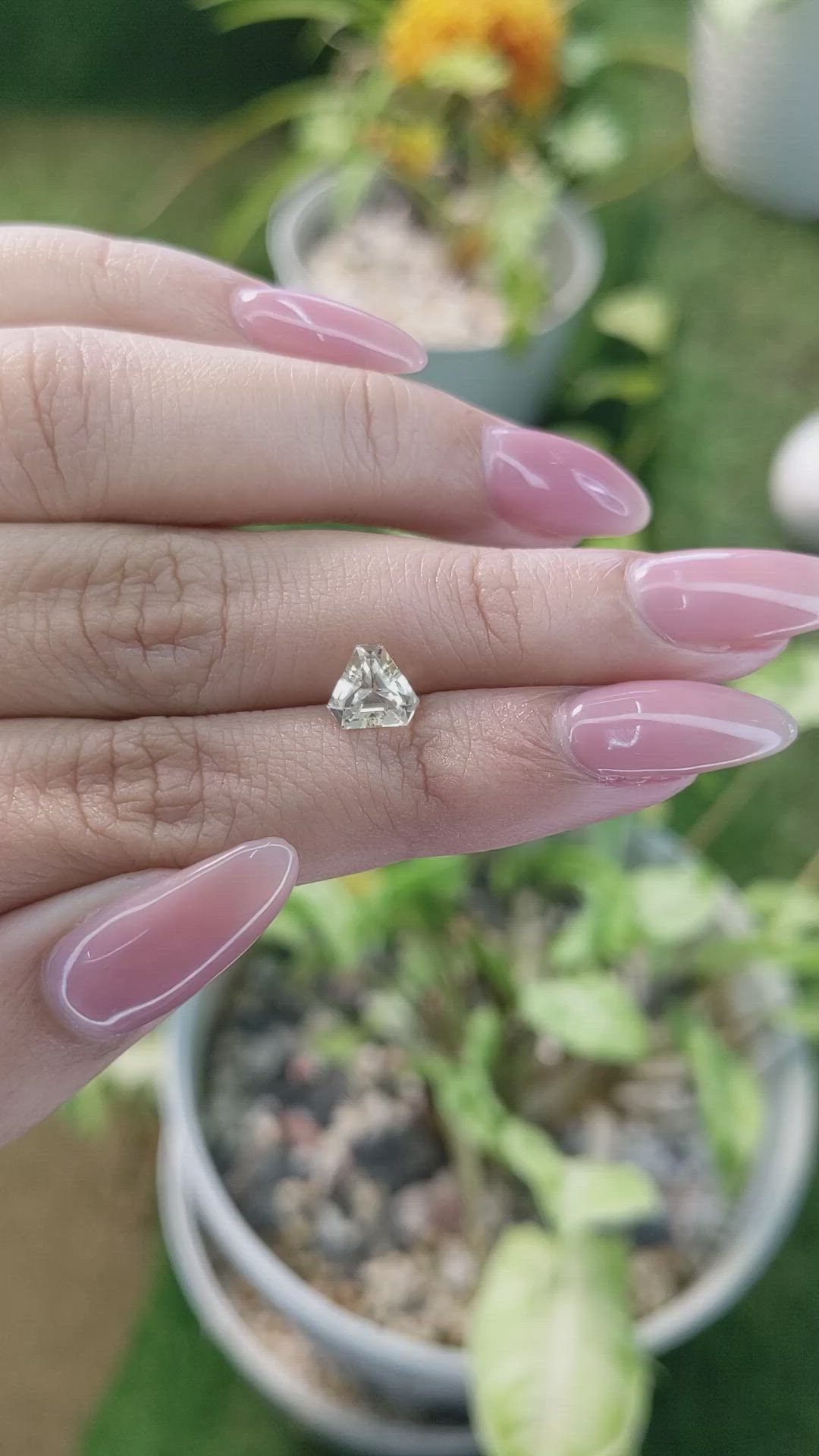 1.30 Ct. Yellow Sapphire from Ceylon (Sri Lanka) Size Video