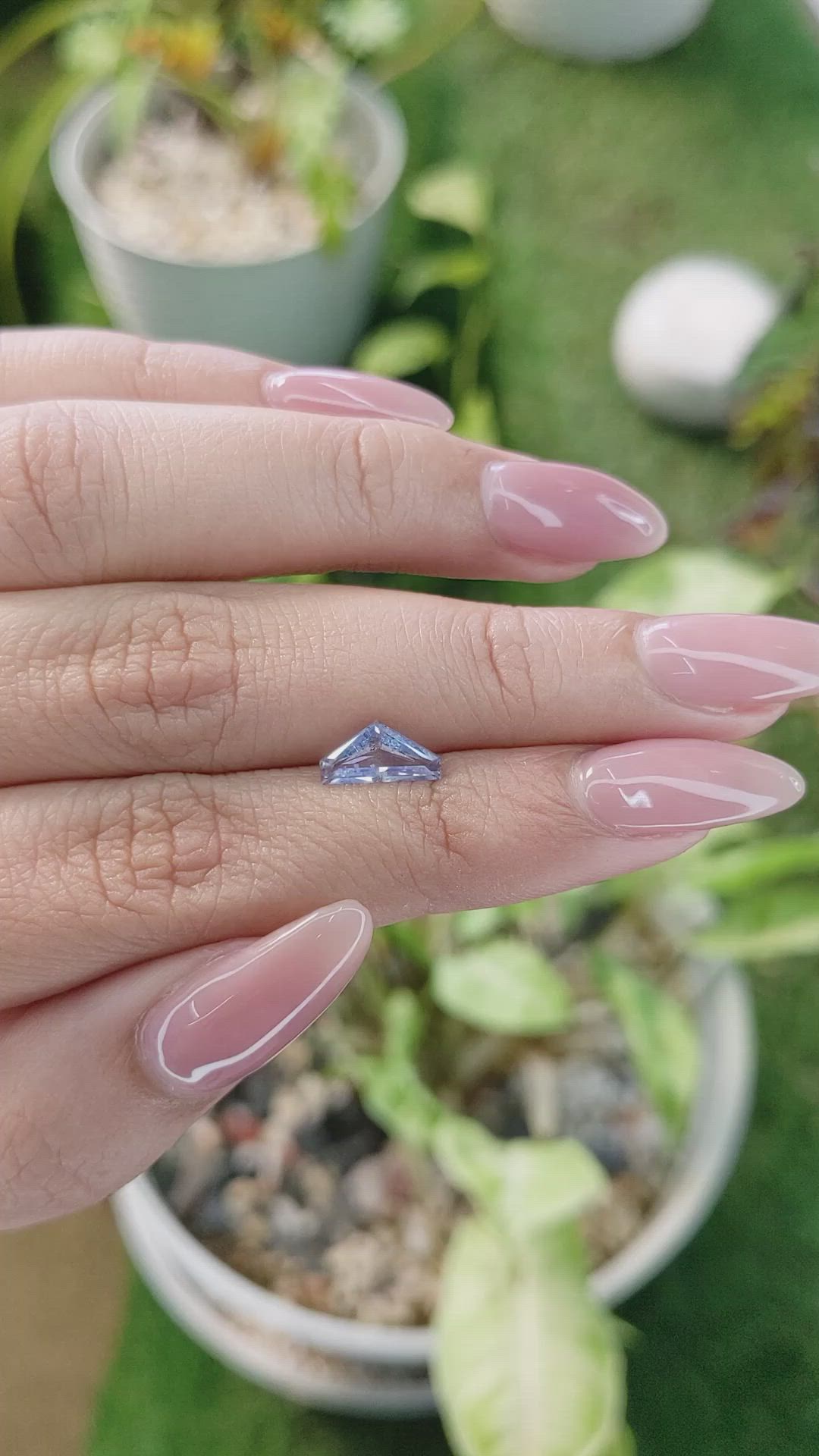 1.05 Ct. Blue Sapphire from Ceylon (Sri Lanka) Size Video