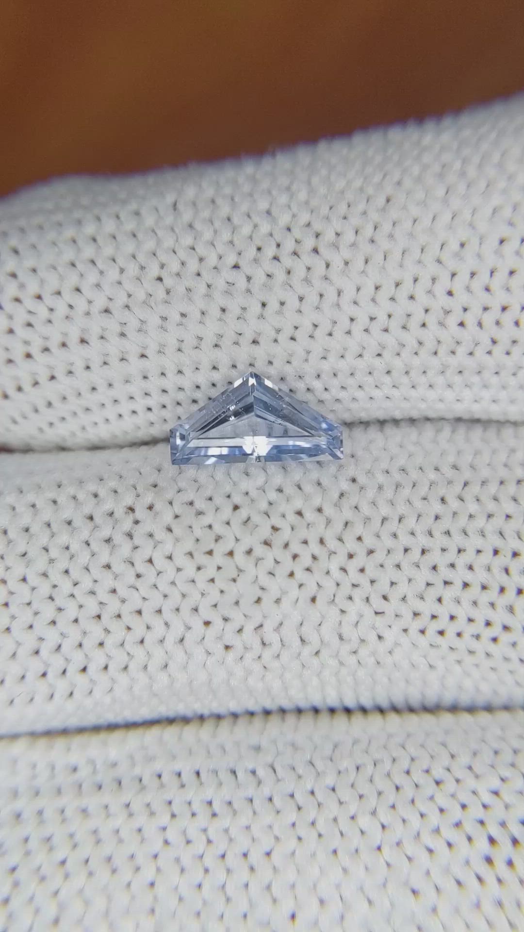 1.05 Ct. Blue Sapphire from Ceylon (Sri Lanka) Size Video