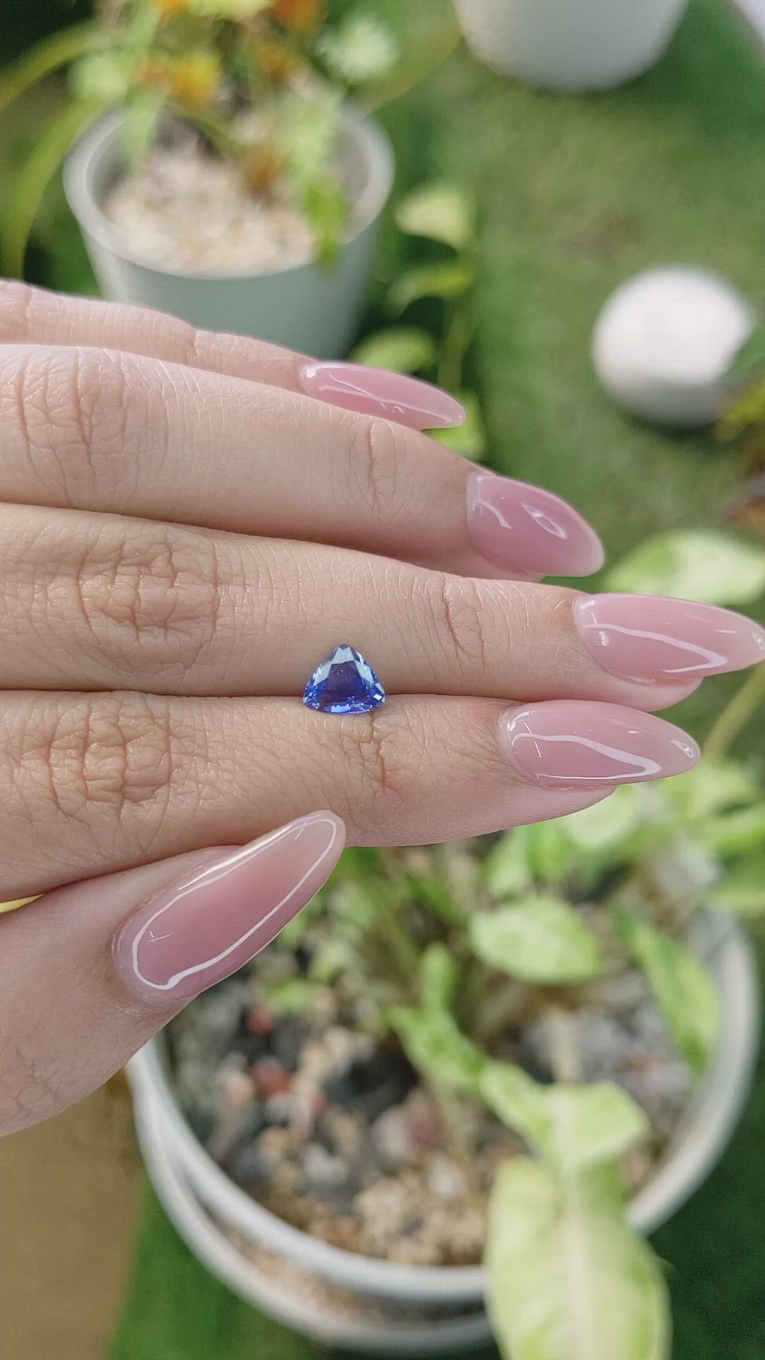 1.07 Ct. Blue Sapphire from Ceylon (Sri Lanka) Size Video