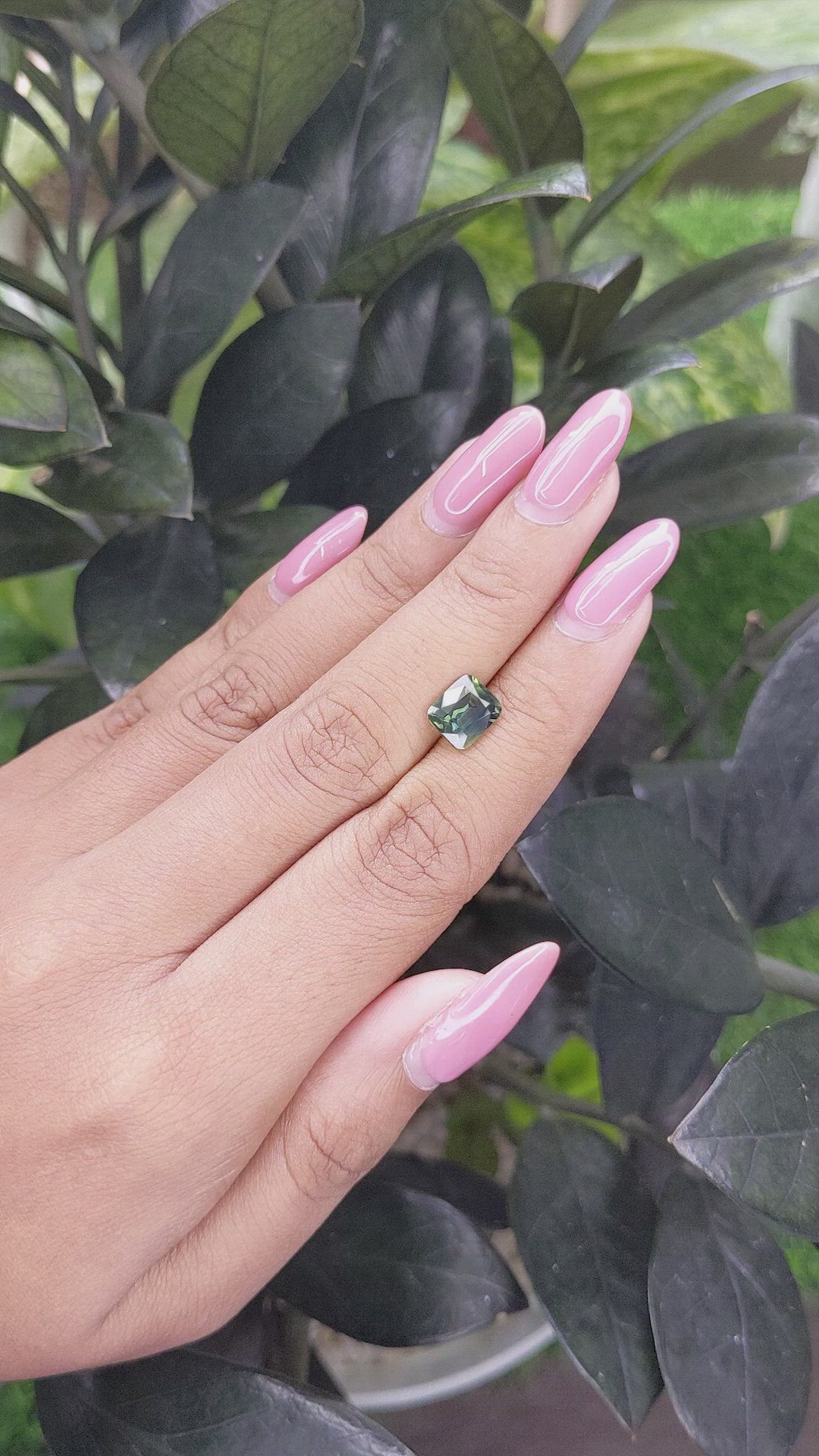 2.10 Ct. Bi Color Sapphire from Madagascar Size Video