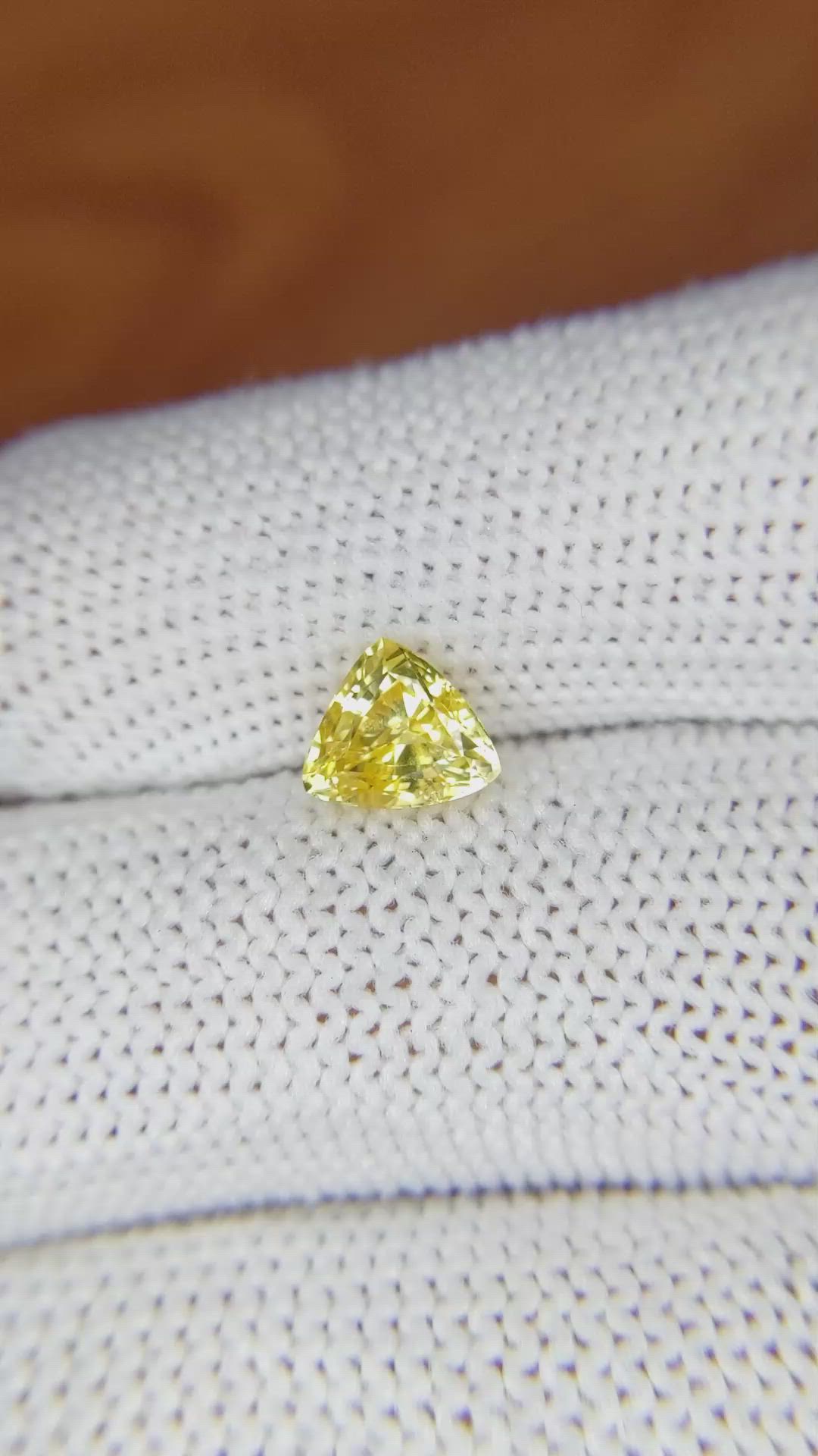 1.53 Ct. Orangish Yellow Sapphire from Ceylon (Sri Lanka) Size Video