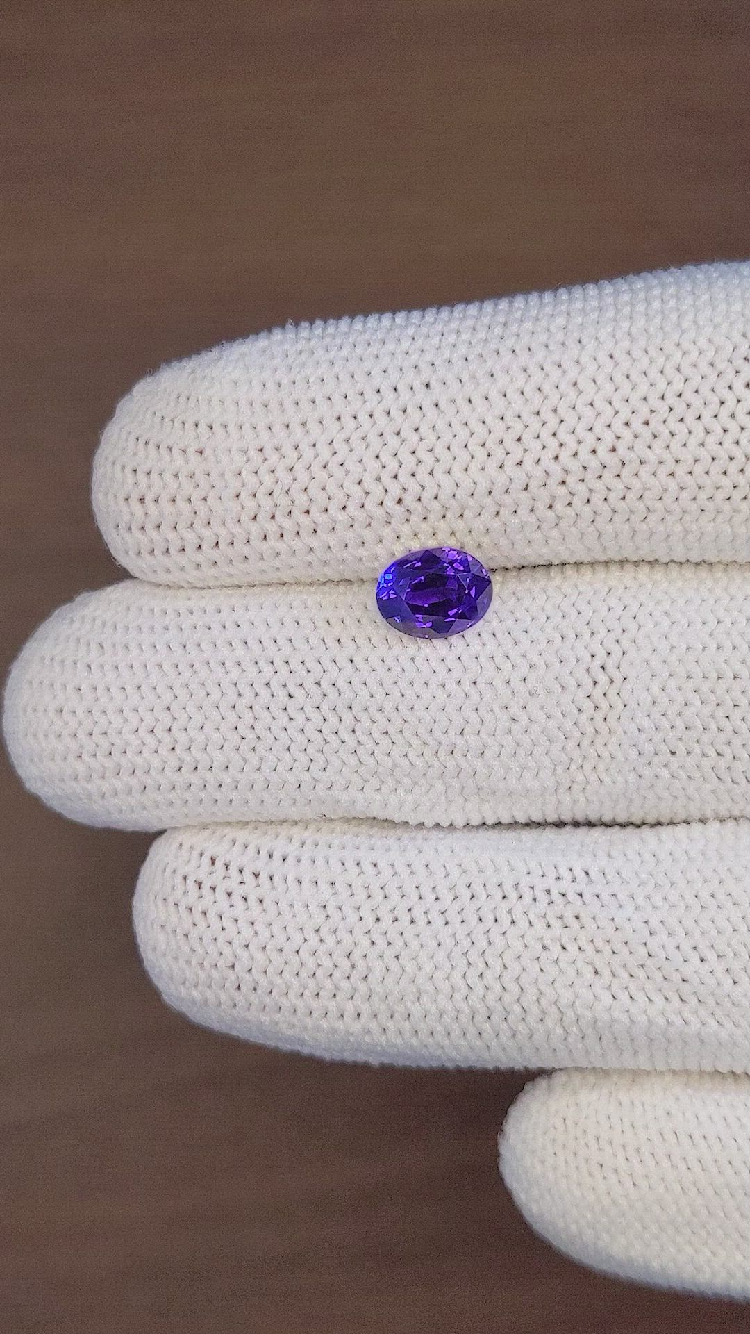 1.60 Ct. Color Change Sapphire from Ceylon (Sri Lanka) Size Video