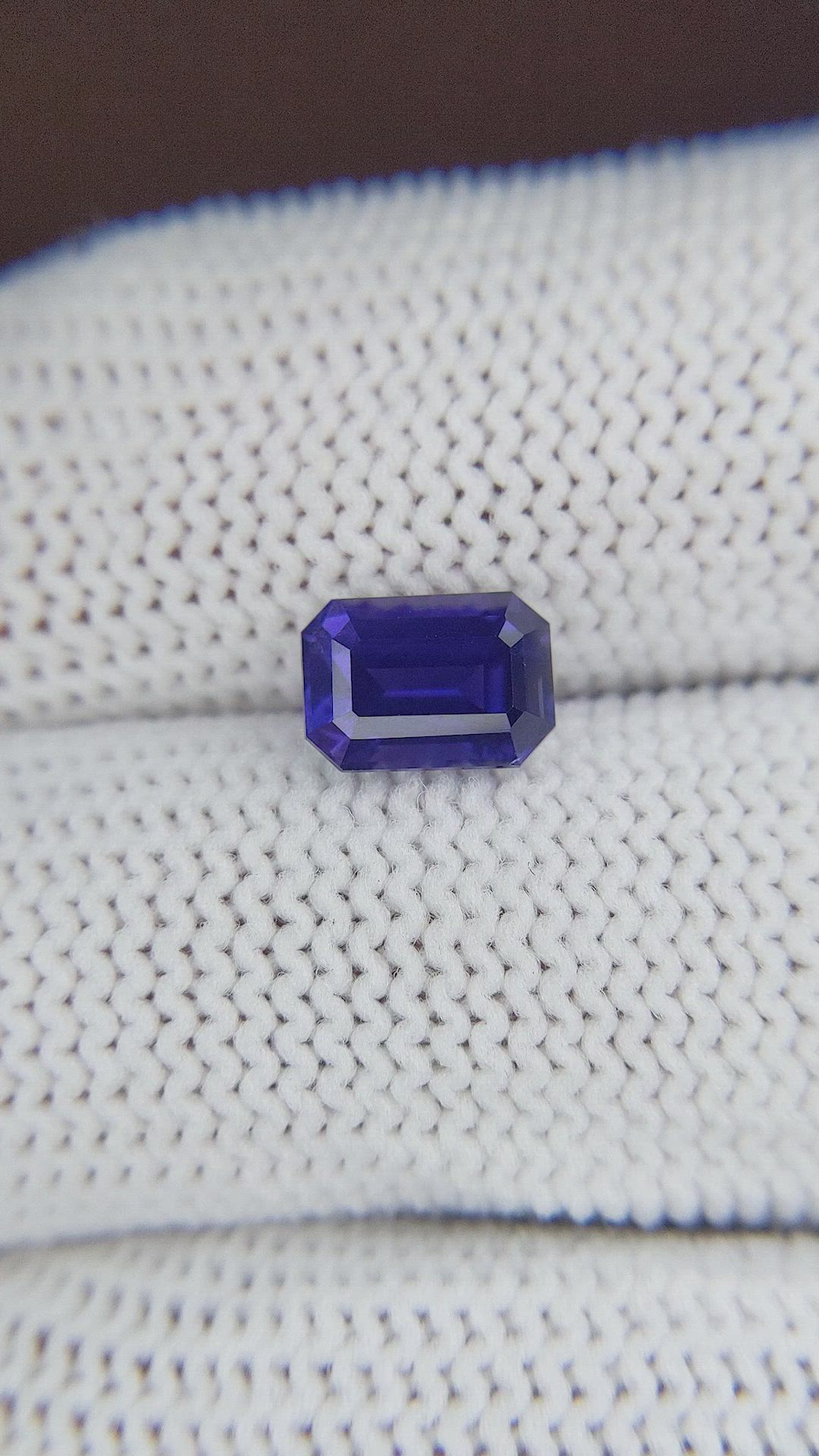 1.80 Ct. Color Change Sapphire from Ceylon (Sri Lanka) Size Video