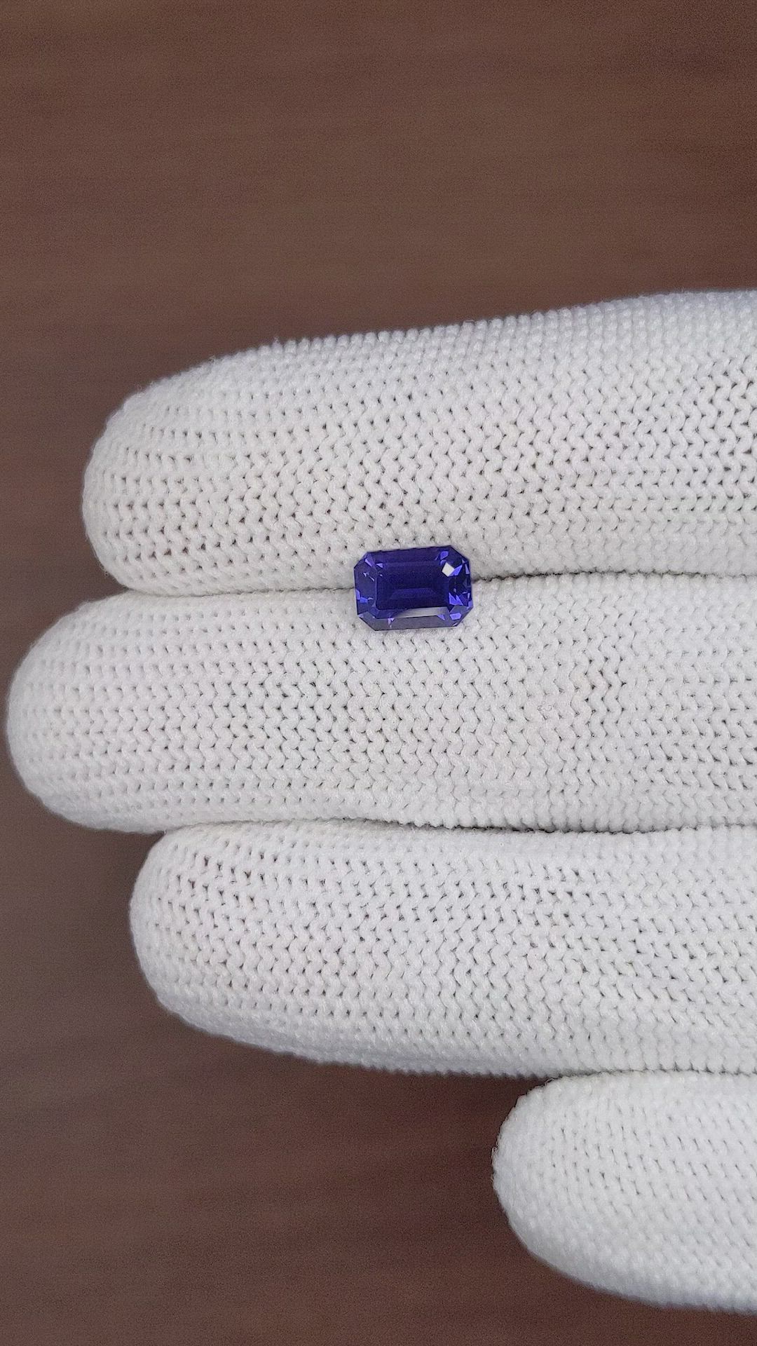 1.80 Ct. Color Change Sapphire from Ceylon (Sri Lanka) Size Video