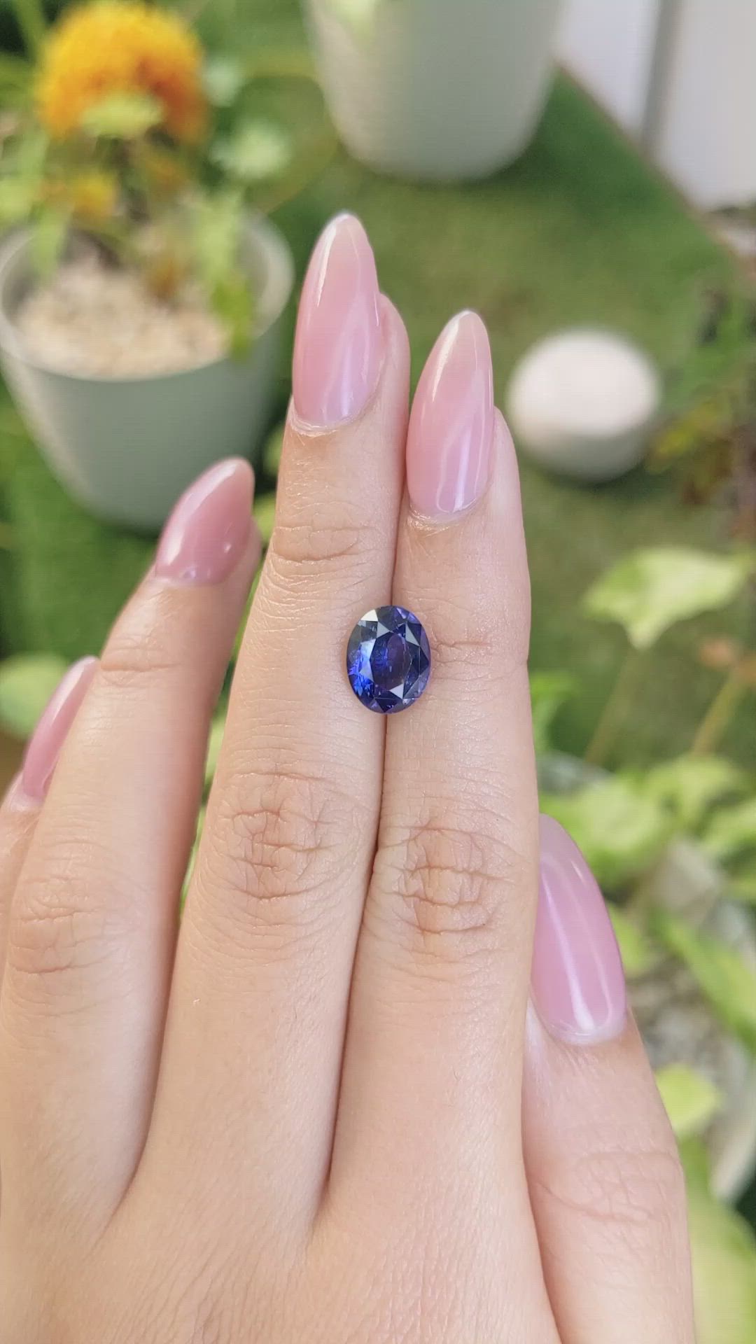 3.57 Ct. Blue Sapphire from Ceylon (Sri Lanka) Size Video