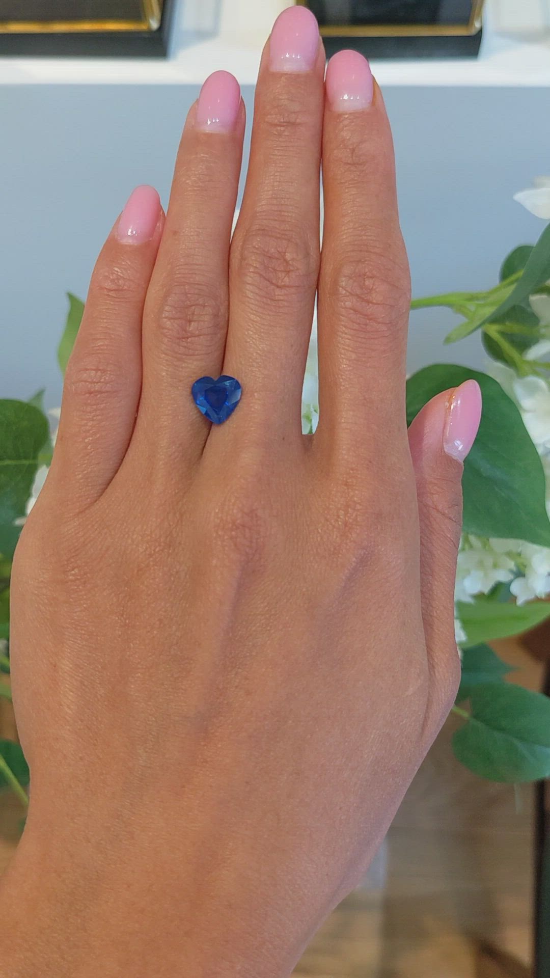 2.71 Ct. Blue Sapphire from Ceylon (Sri Lanka) Size Video